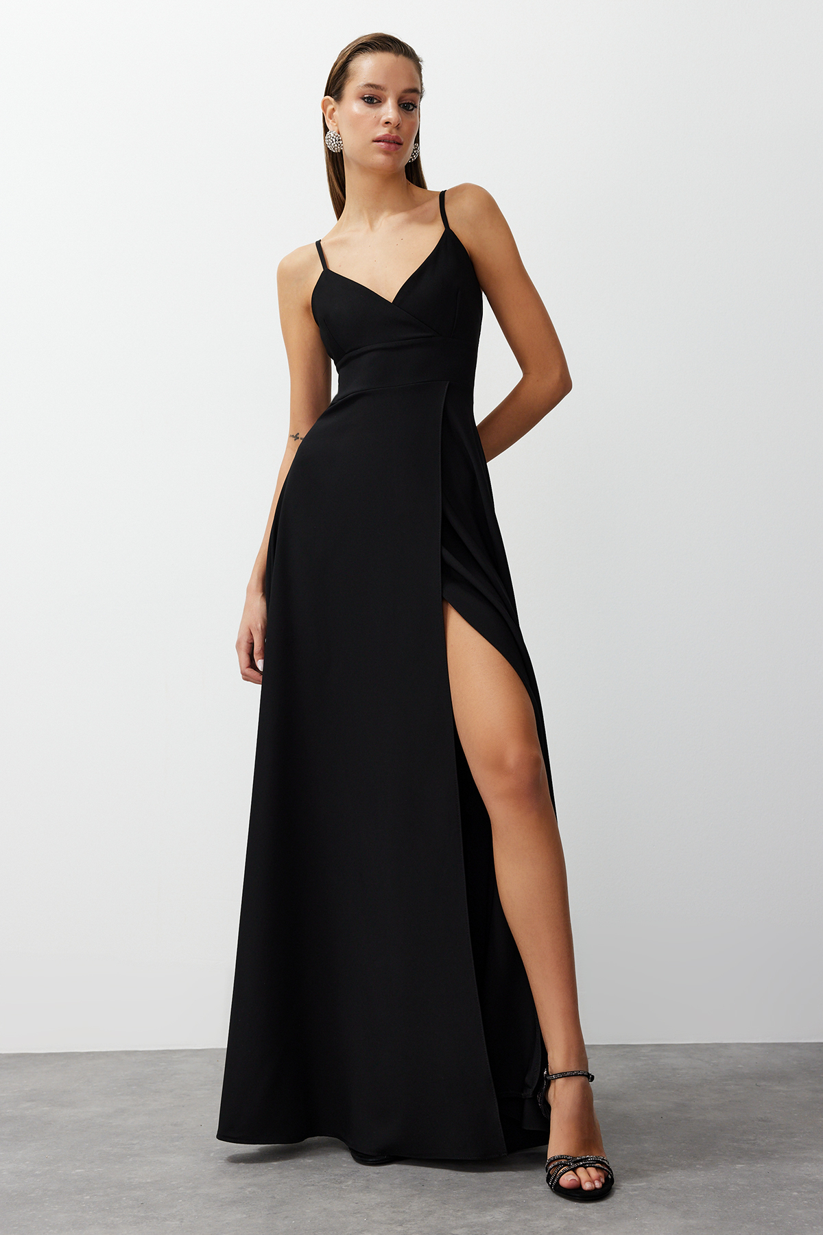 Trendyol Black Slit Detailed Woven Long Elegant Evening Dress