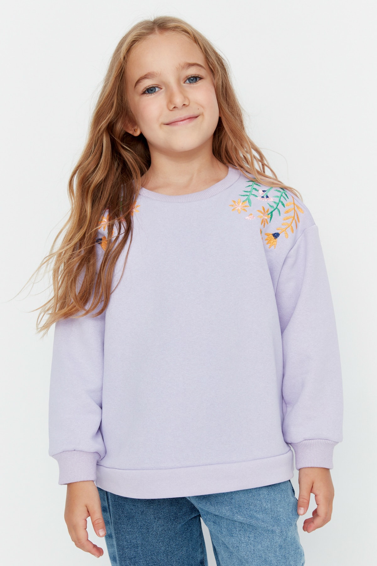 Levně Trendyol Lilac Flower Embroidered Girls Knitted Thin Sweatshirt