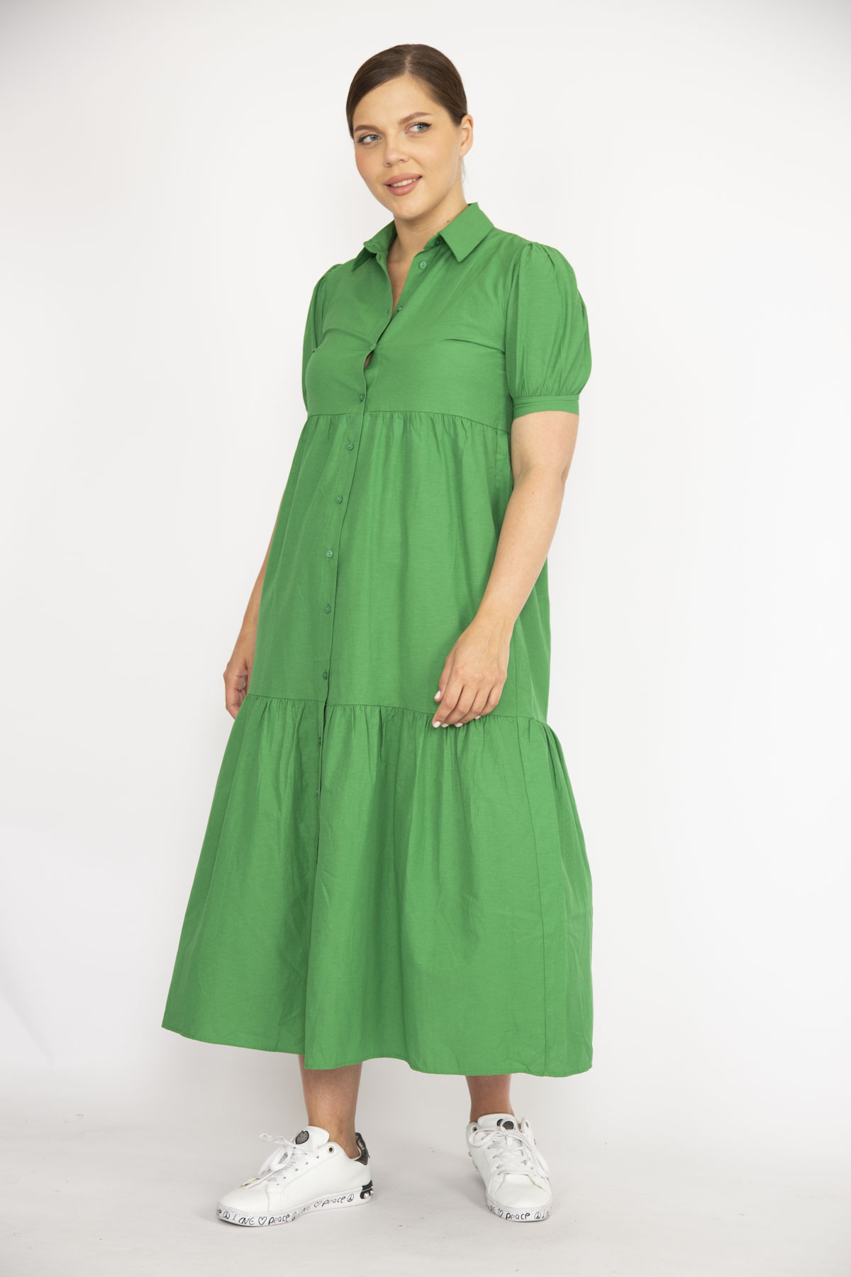 Levně Şans Women's Plus Size Green Poplin Fabric Front Buttoned Dress