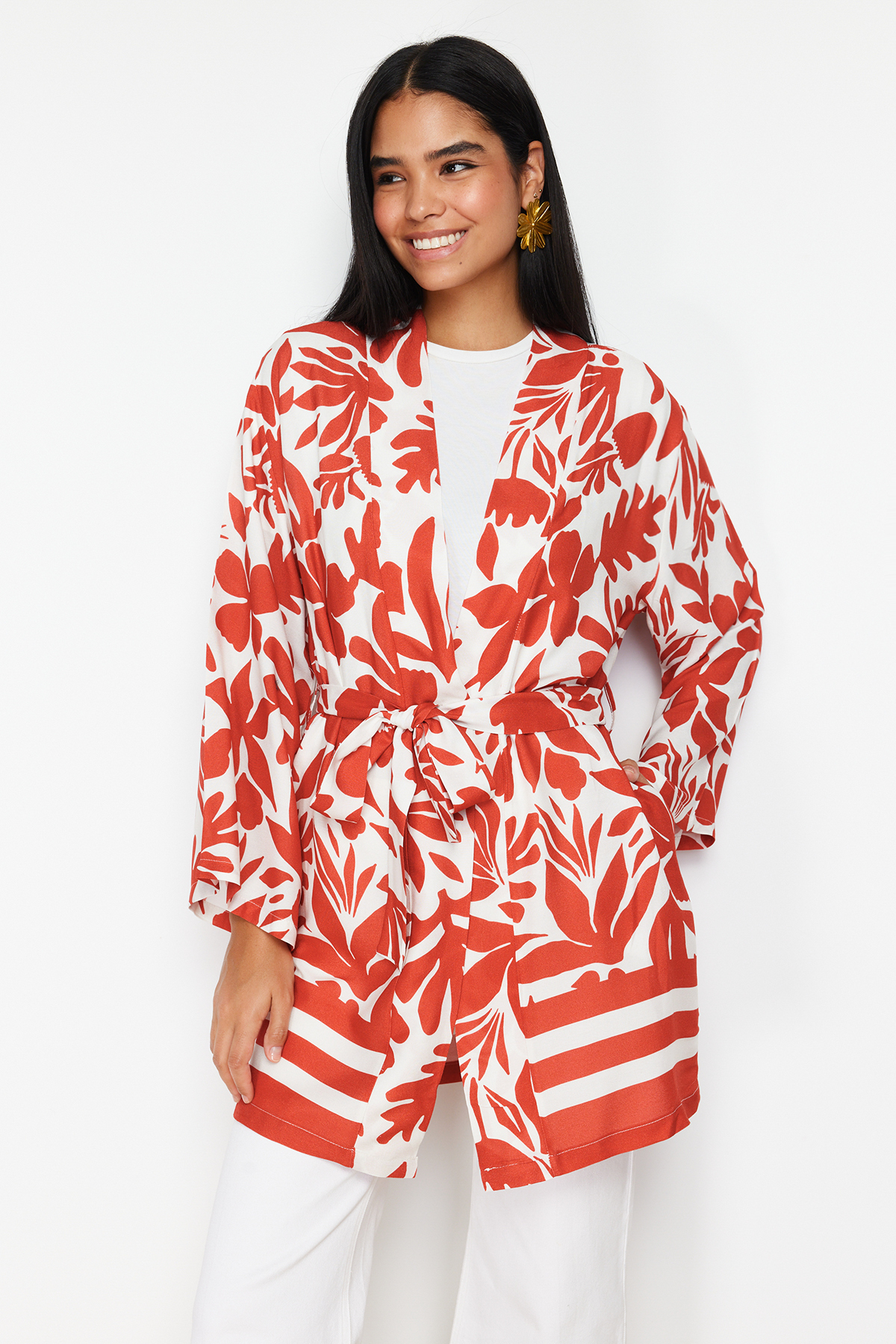 Trendyol Red Floral Patterned Kimono & Kaftan with Tie Detail and Pockets