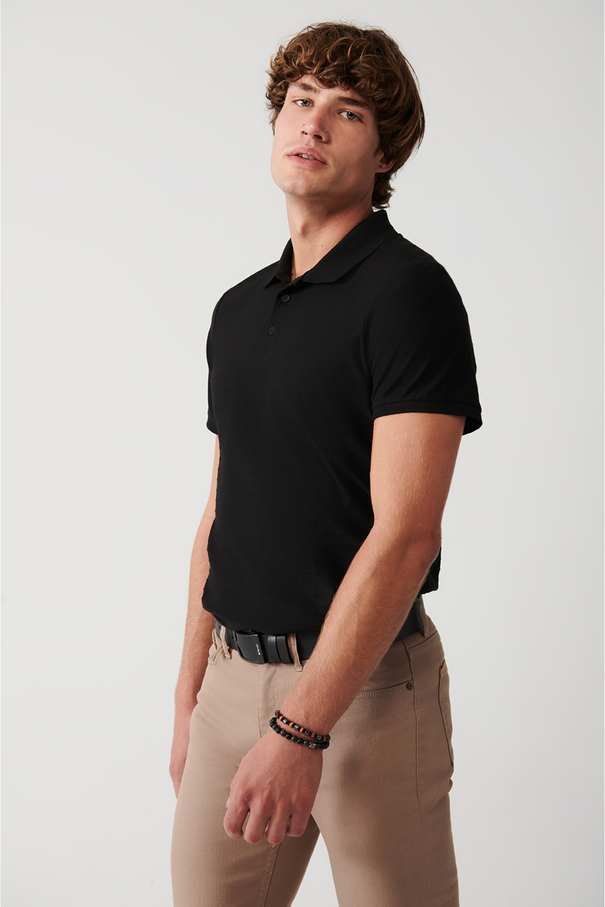 Avva Men's Black 100% Cotton Jacquard Polo Neck Regular Fit T-shirt31y1128