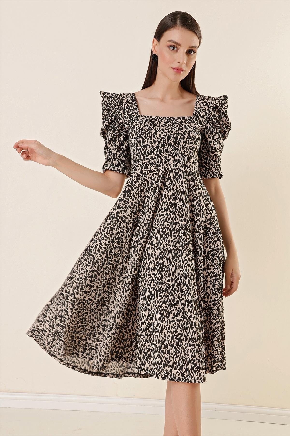 By Saygı Square Collar Leopard Patterned Pleated, Flounce Sleeves Dress Black