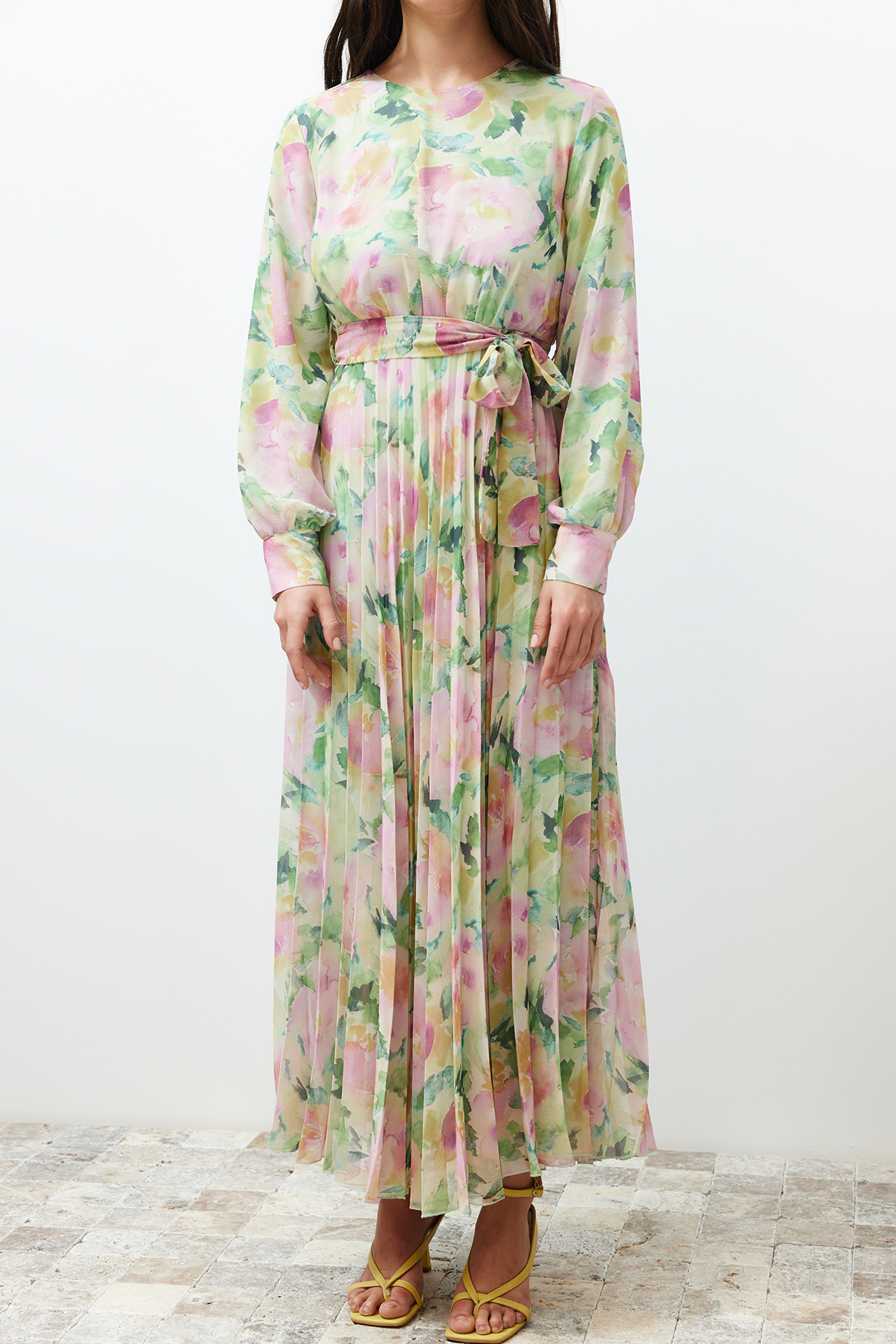 Trendyol Light Green Floral Belt Detailed Lined Pleated Chiffon Woven Dress