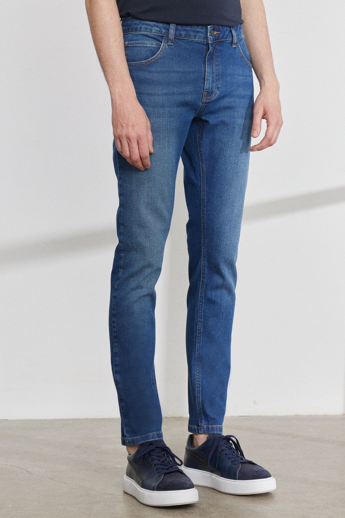 AC&Co / Altınyıldız Classics Men's Navy Blue Extra Slim Fit Slim Fit Cotton Riss Jeans Denim Trousers