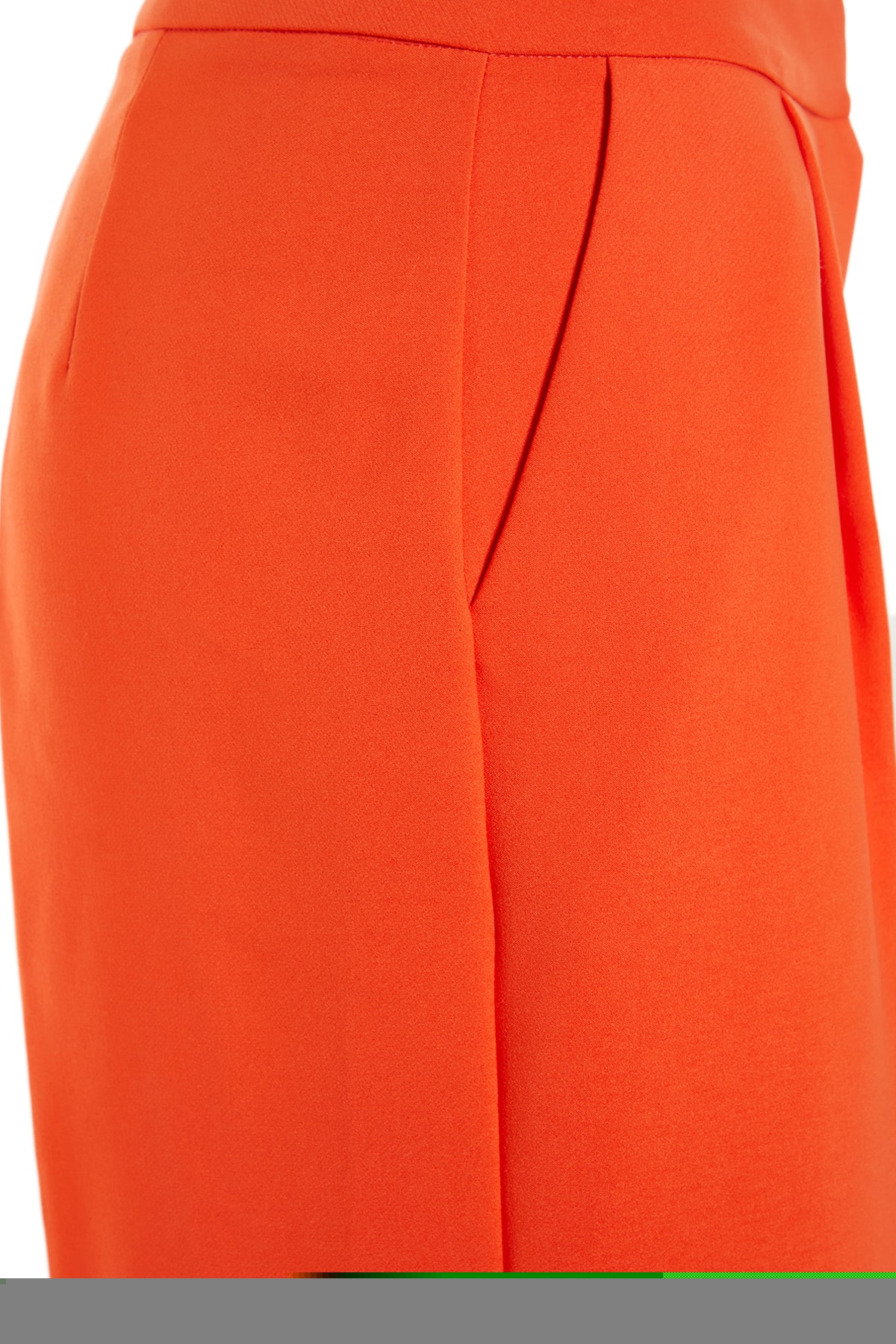 Pantaloni dama, Trendyol Zeynep