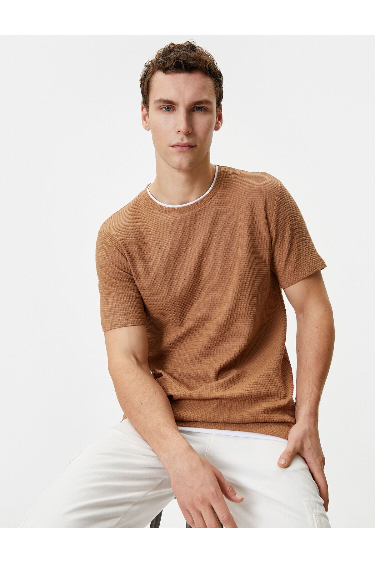 Koton Basic T-Shirt Fabric Detailed Crew Neck Slim Fit Textured