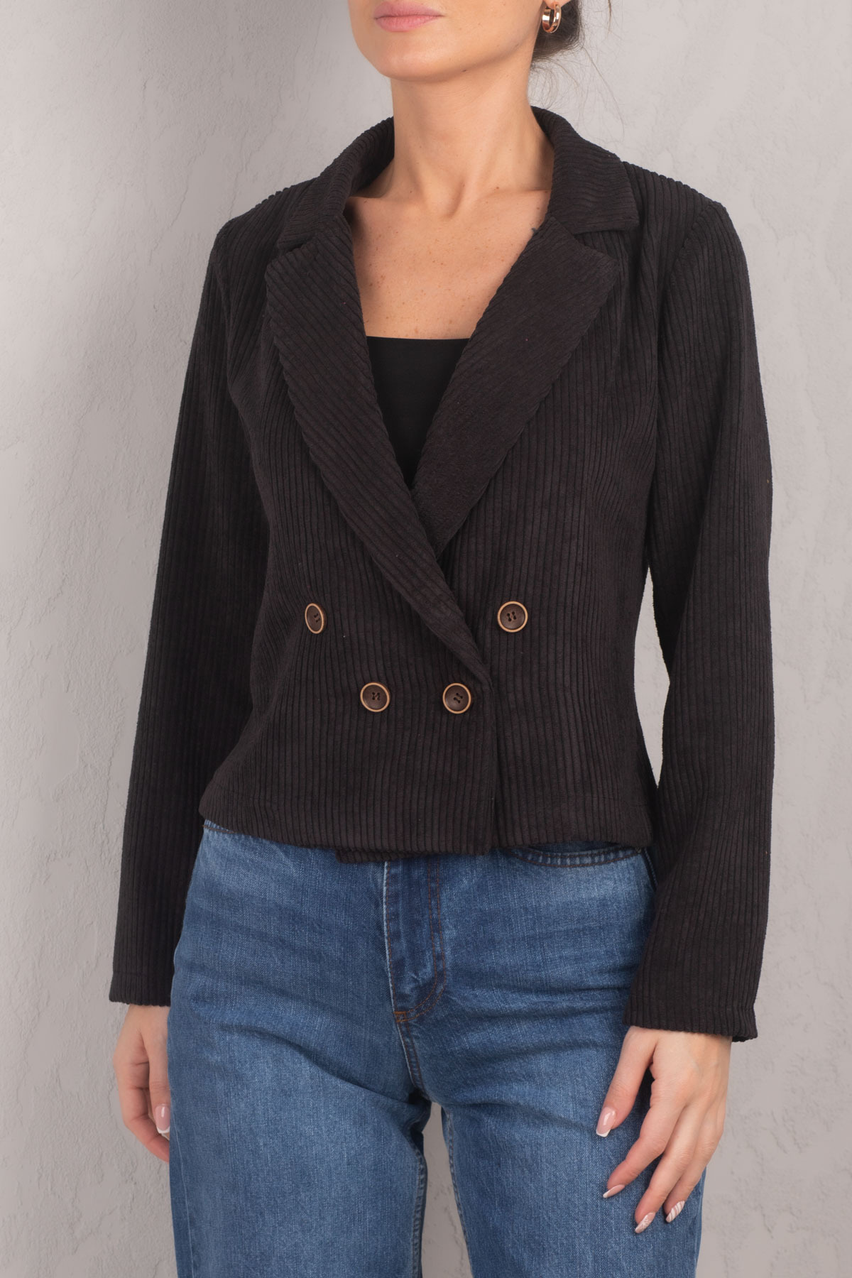 Levně armonika Women's Black Double Breasted Collar Velvet Crop Jacket