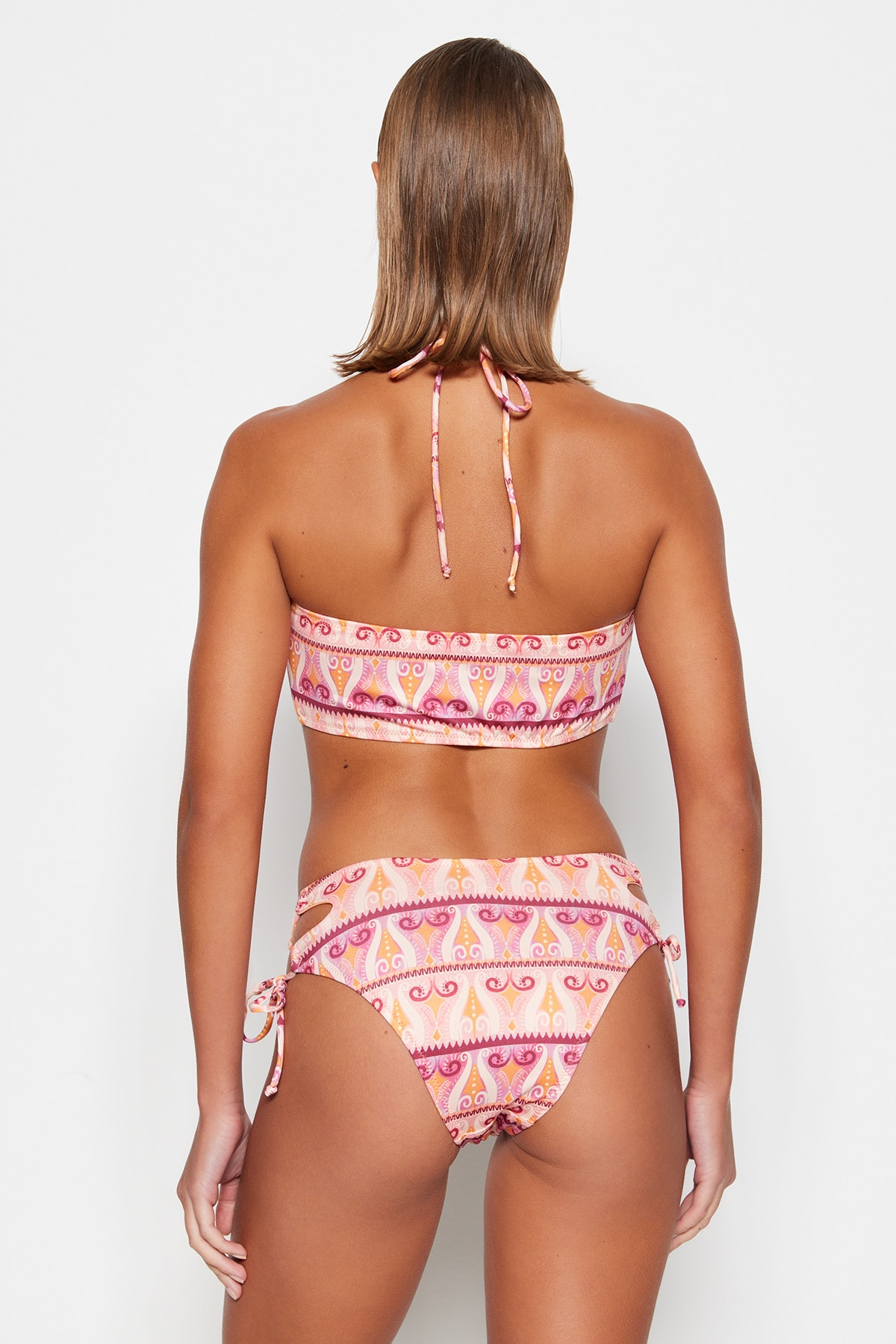 Trendyol Ethnic Patterned Legat picior normal Bikini fund