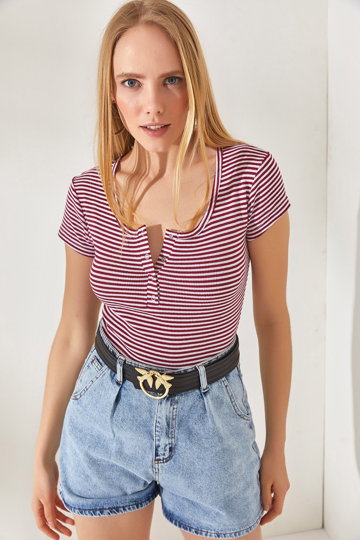 Levně Olalook Women's Striped Claret Red Camisole Blouse with Snap