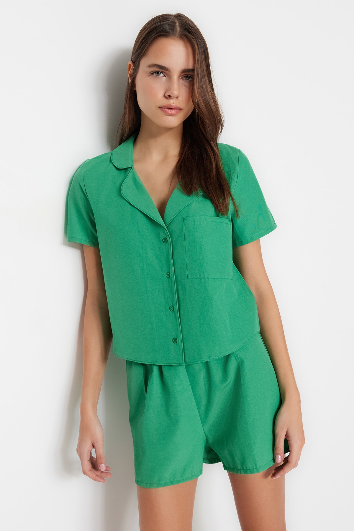 Levně Trendyol Green Terrycotton Shirt-Shorts Woven Pajamas Set