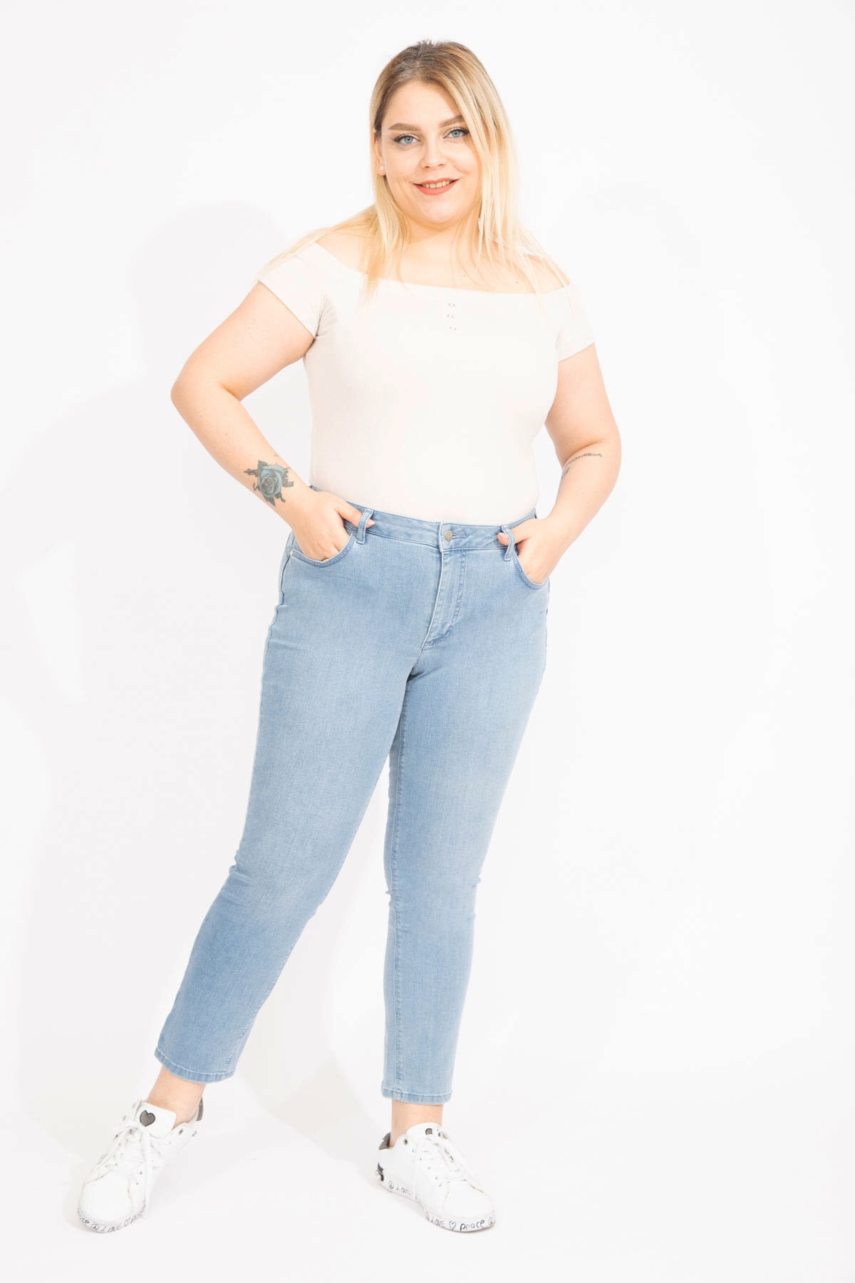 Levně Şans Women's Blue Large Size Lycra 5-Pocket Jeans Trousers