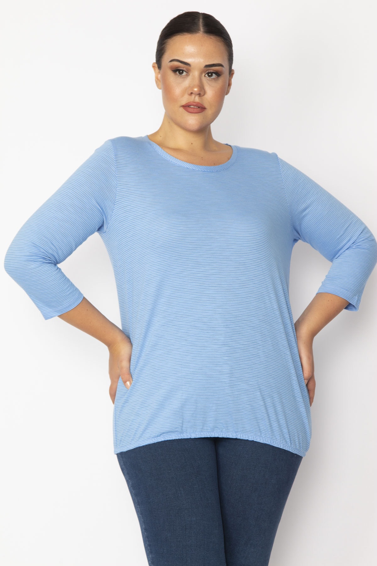 Levně Şans Women's Plus Size Blue Hem Elastic Detailed Capri Sleeve Pinstripe Blouse