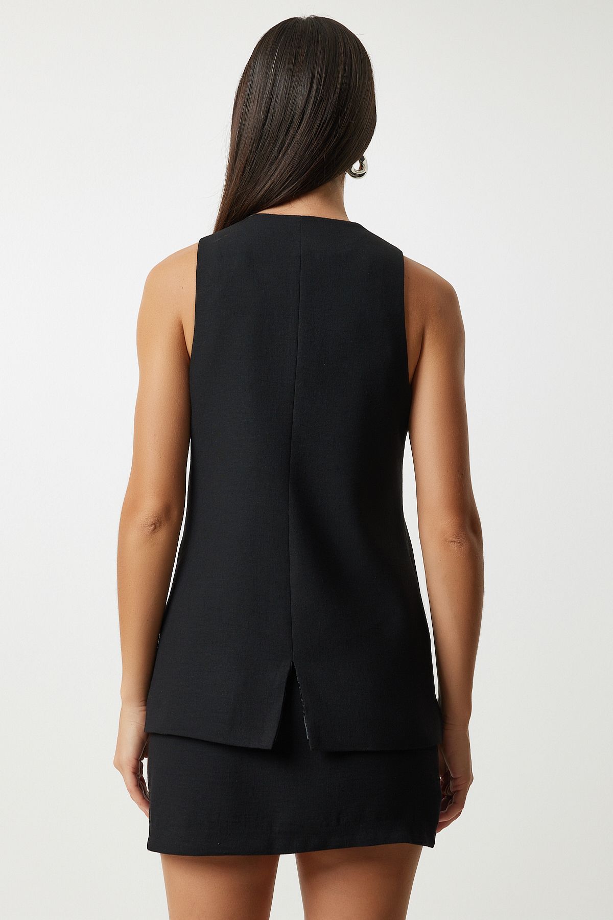 Happiness İstanbul Women&#039;s Black Sleeveless Vest Mini Skirt Woven Suit