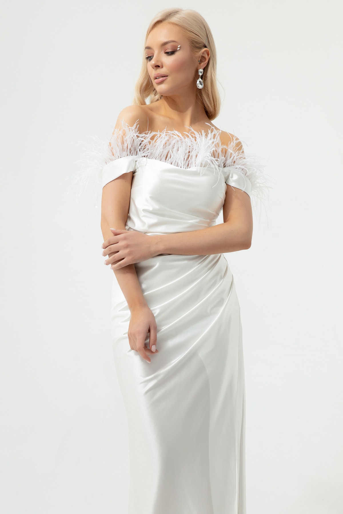 Lafaba Women's White Boat Neck Fitted Long Satin Evening Dress