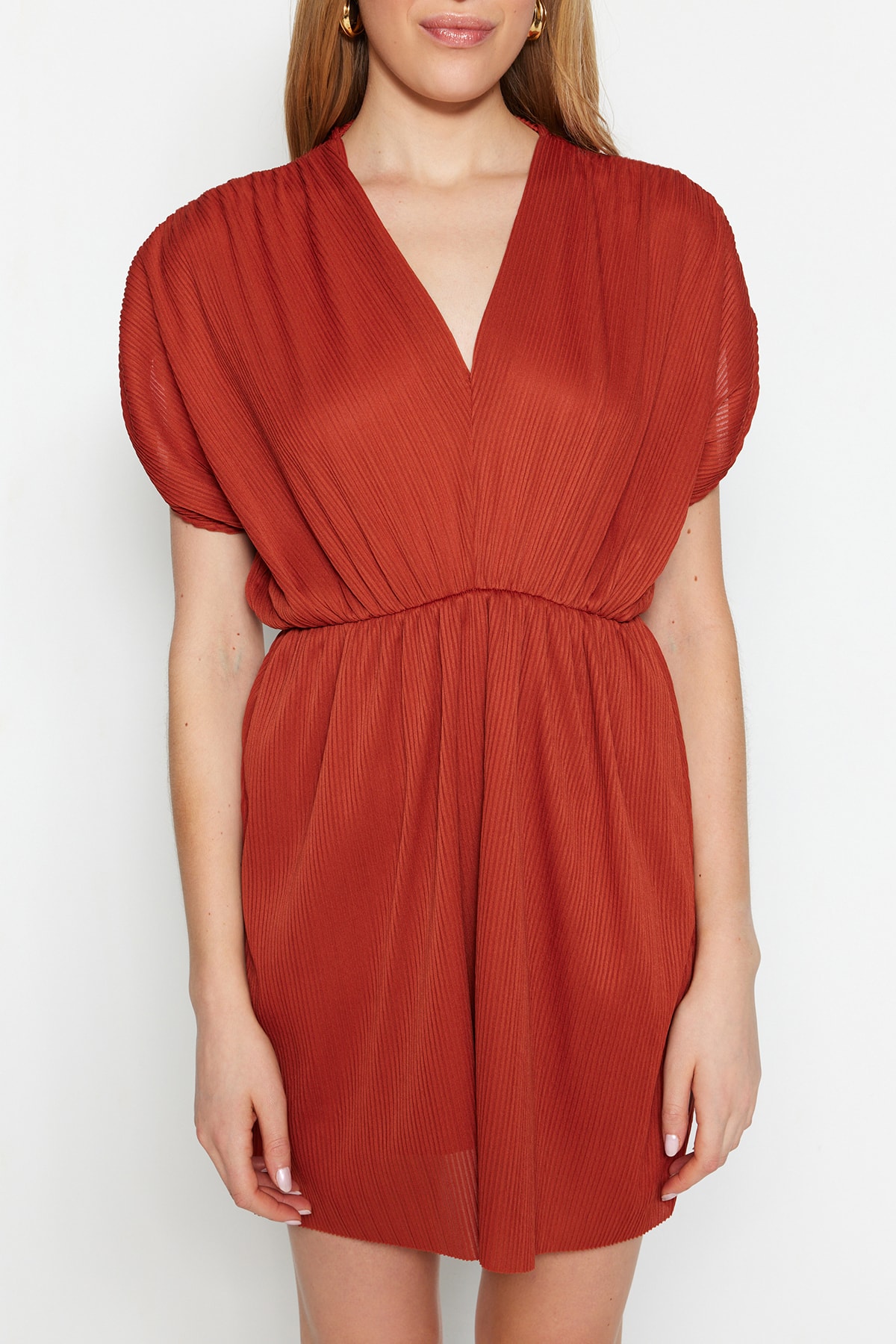 Trendyol țiglă față spate V-gât plisat A-line mini tricotat rochie