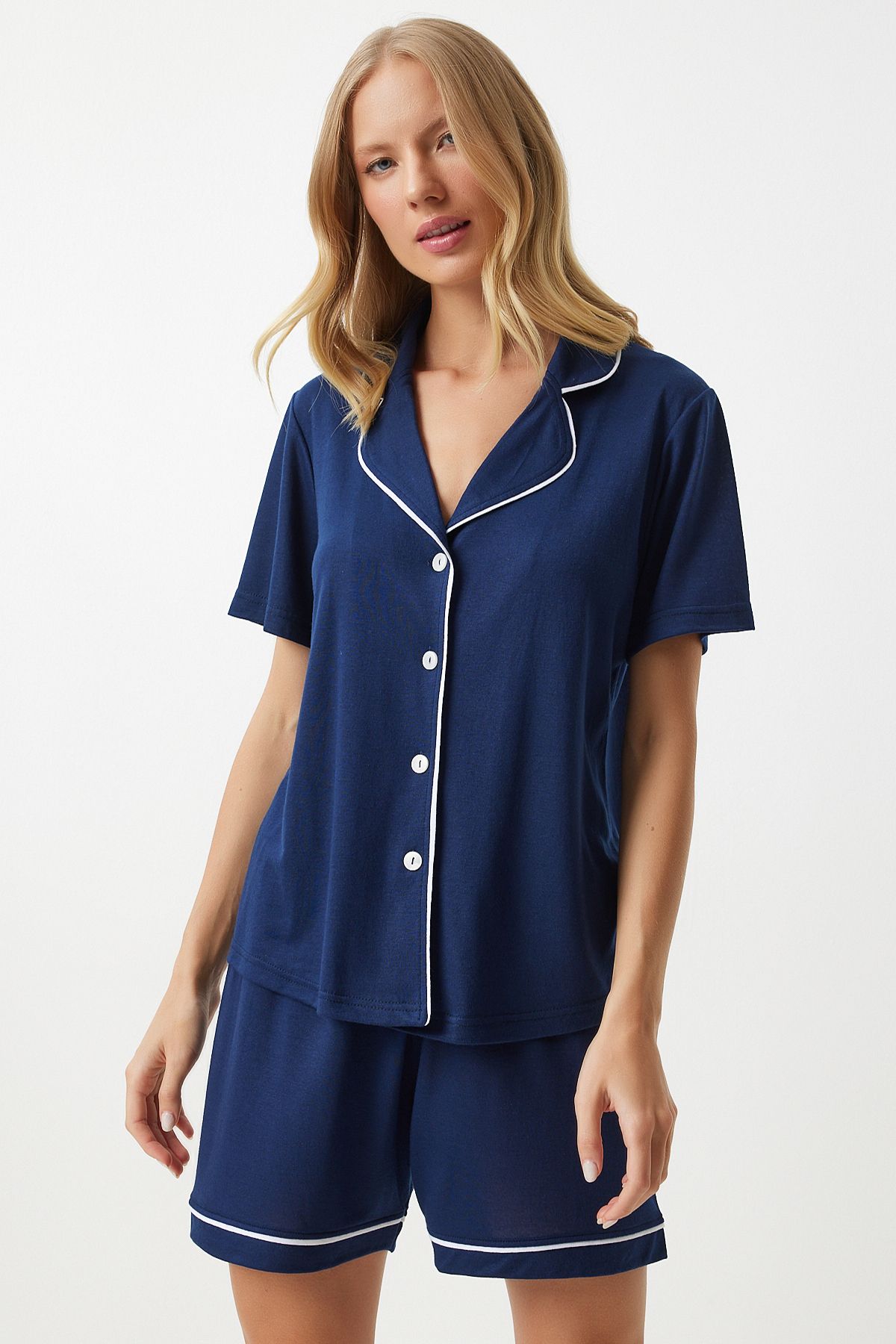 Happiness İstanbul Women's Navy Blue Piping Detailed Shirt Shorts Pajama Set