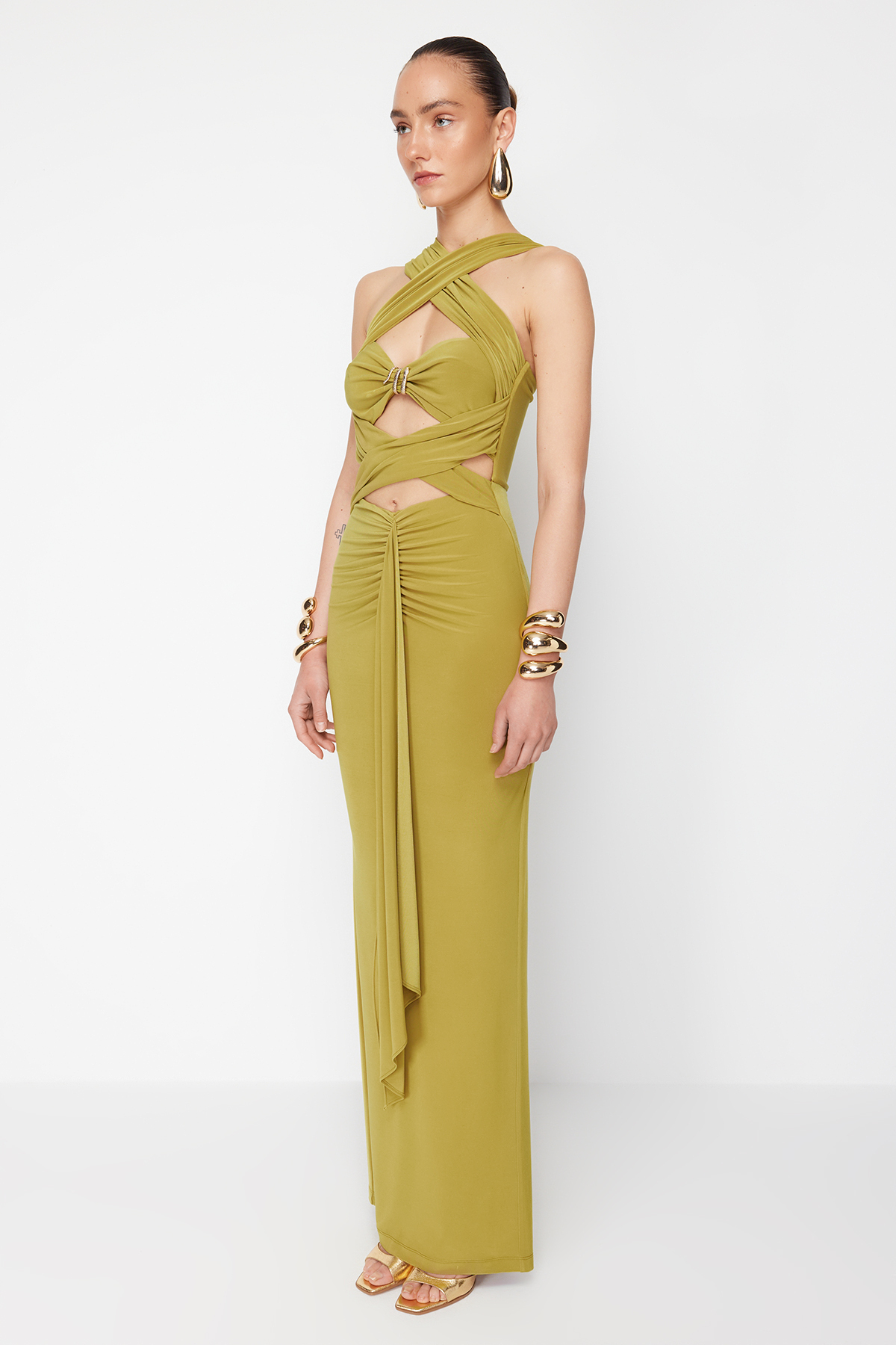 Trendyol X Zeynep Tosun Oil Green Cut Out Knitted Tie Detailed Evening Dress &amp; Graduation Dress