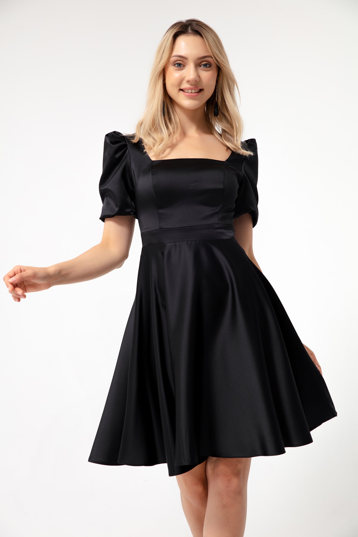Lafaba Women's Black Balloon Sleeves Flare Cut Midi Satin Evening Dress.