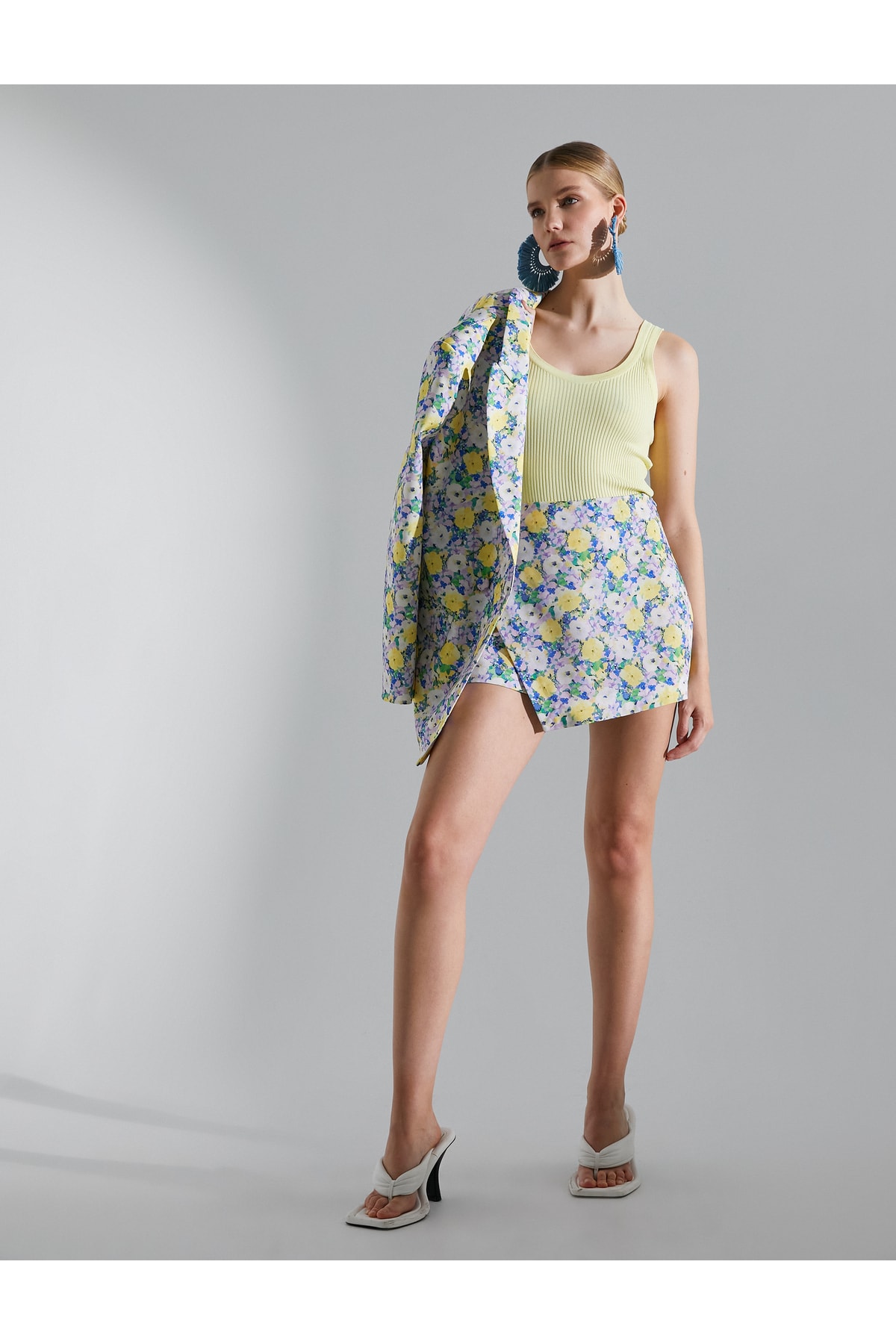 Koton Melis Ağazat X Cotton - Floral Mini Short Skirt