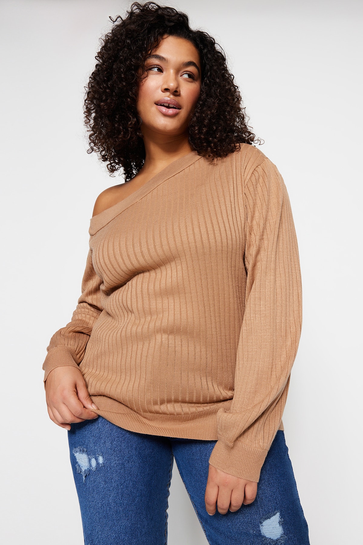 Trendyol Curve Camel Boat Collar Knitwear Sweater