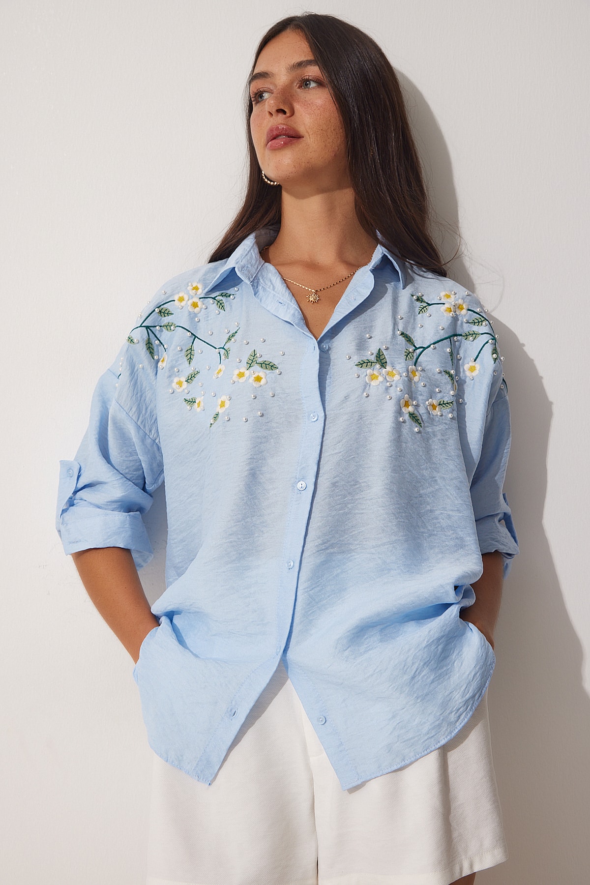 Happiness İstanbul Women's Sky Blue Pearl Embroidered Oversize Ayrobin Shirt