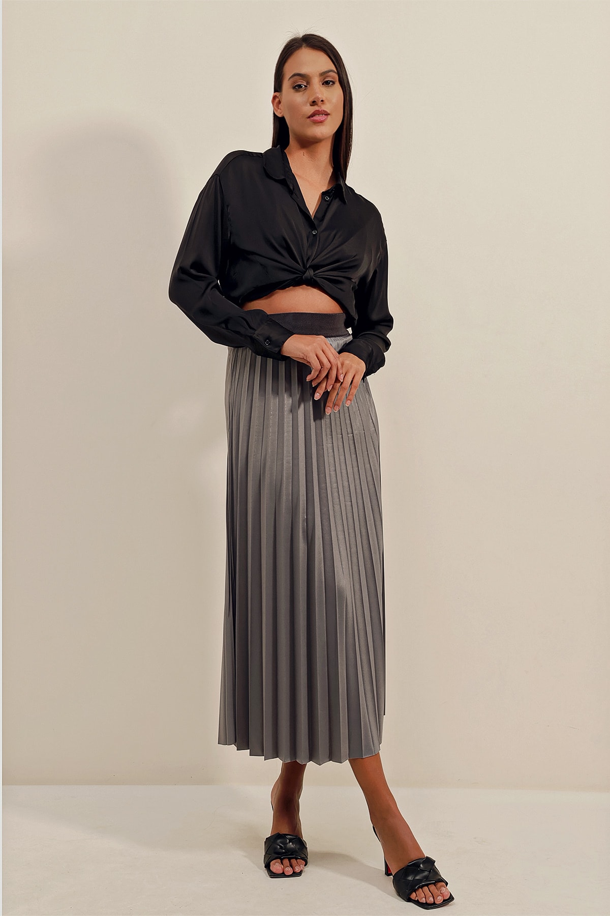 Levně Bigdart 1894 Leather Look Pleated Skirt - Gray