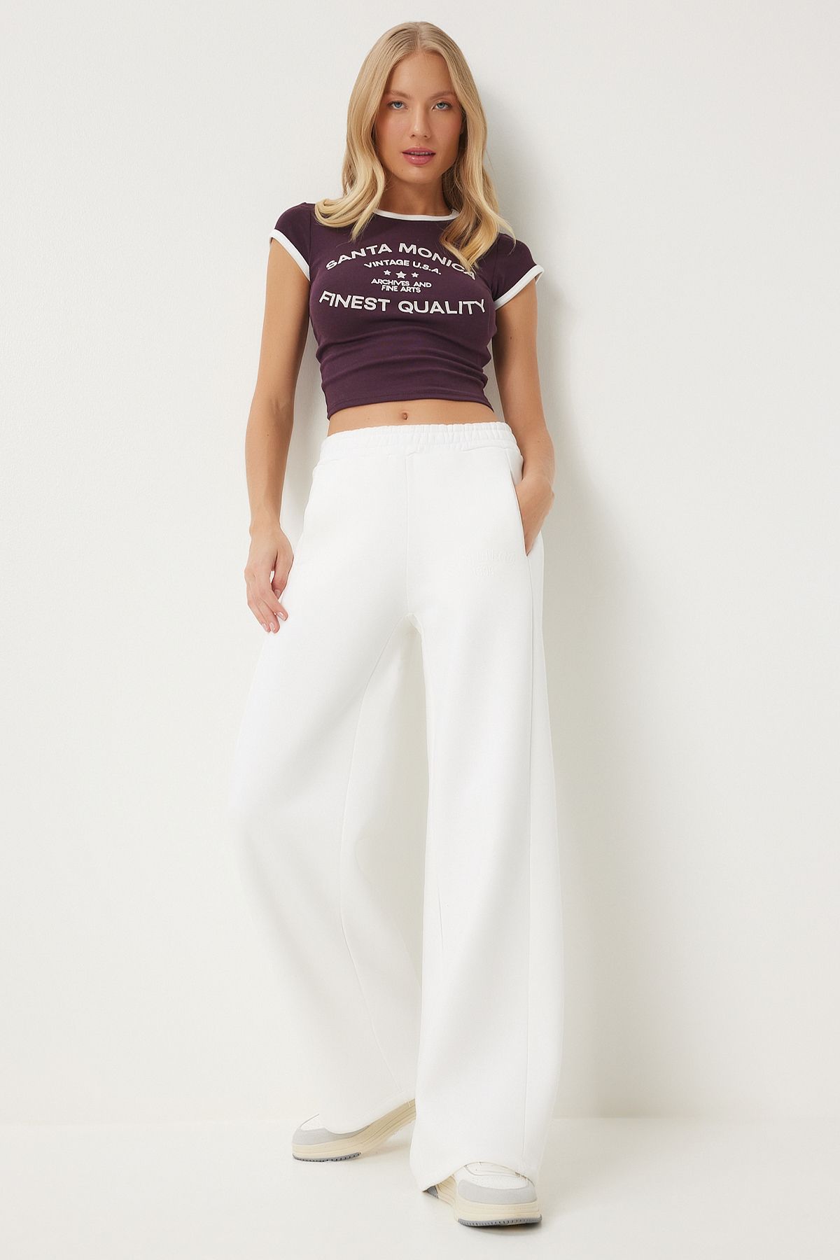 Happiness stanbul Women s White Raised Straight Leg Thick Sweatpants