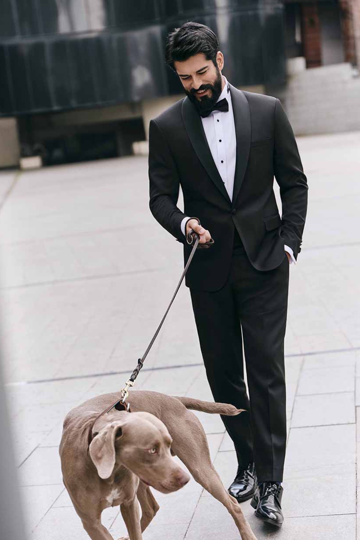 ALTINYILDIZ CLASSICS Men's Black Slim Fit Slim-Fit Cut Dovetail Collar Patterned Classic Tuxedo Suit.