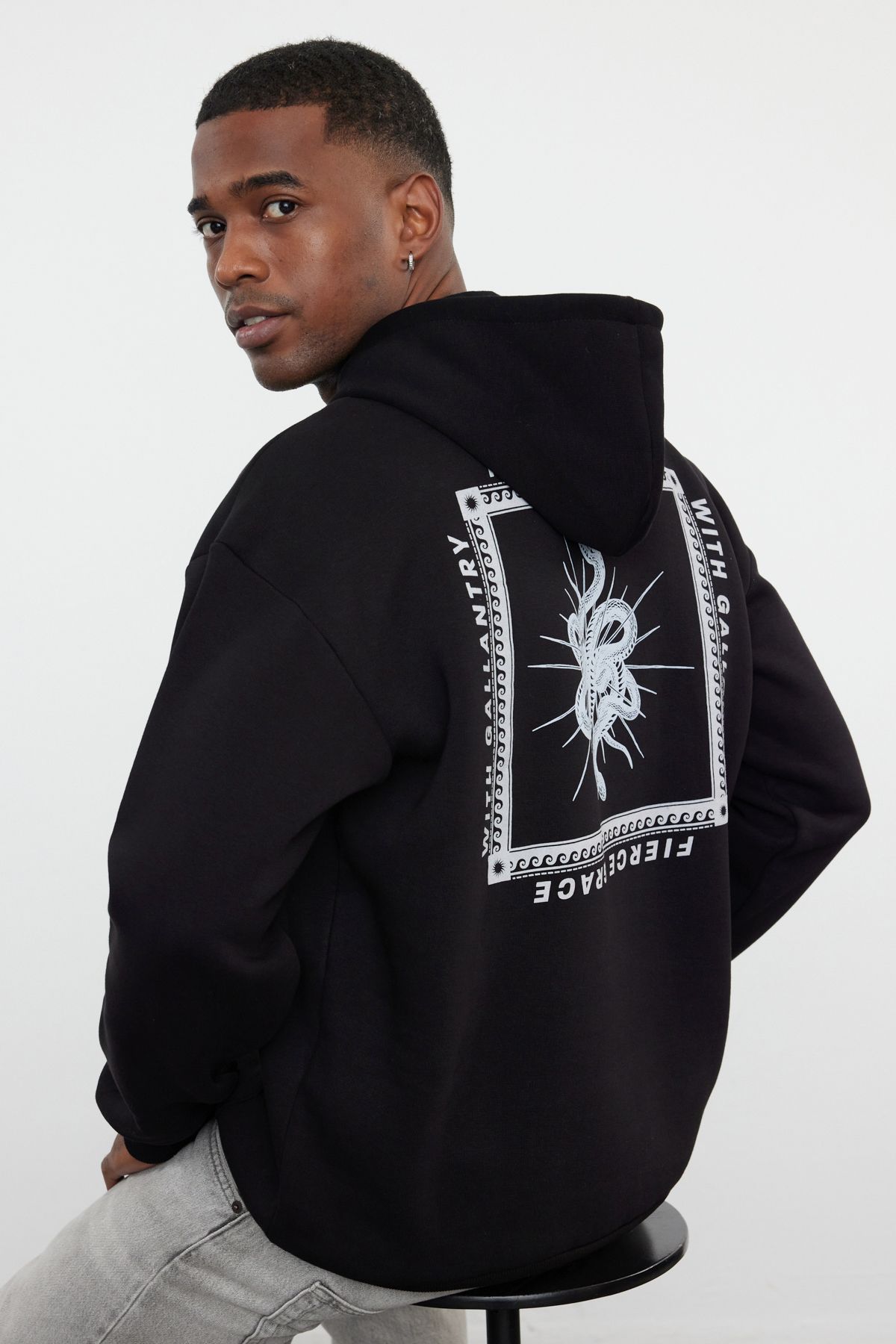 Trendyol Black Oversize/Wide Cut Hooded Mystic Printed Fleece/Warm Sweatshirt