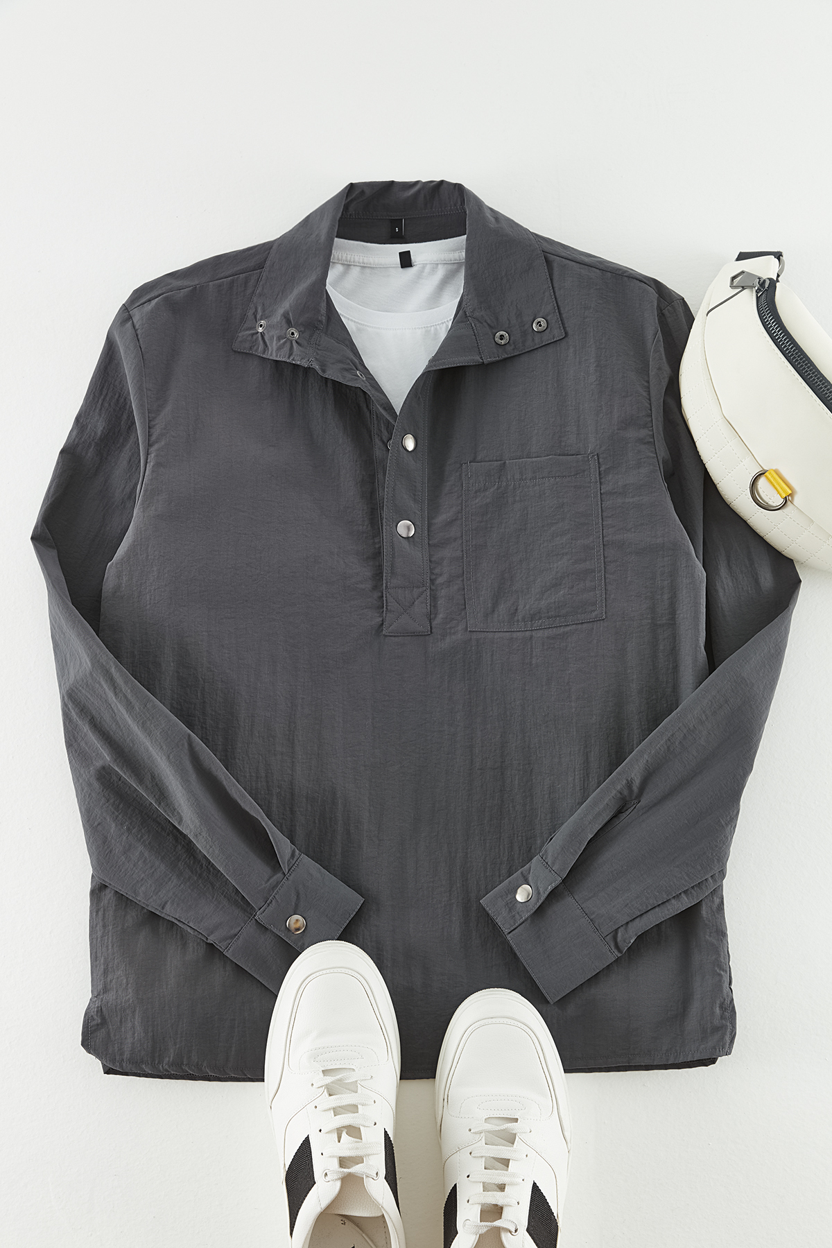 Trendyol Limited Edition Anthracite Relaxed Fit Half Placket Parachute Tech Fabric Shirt
