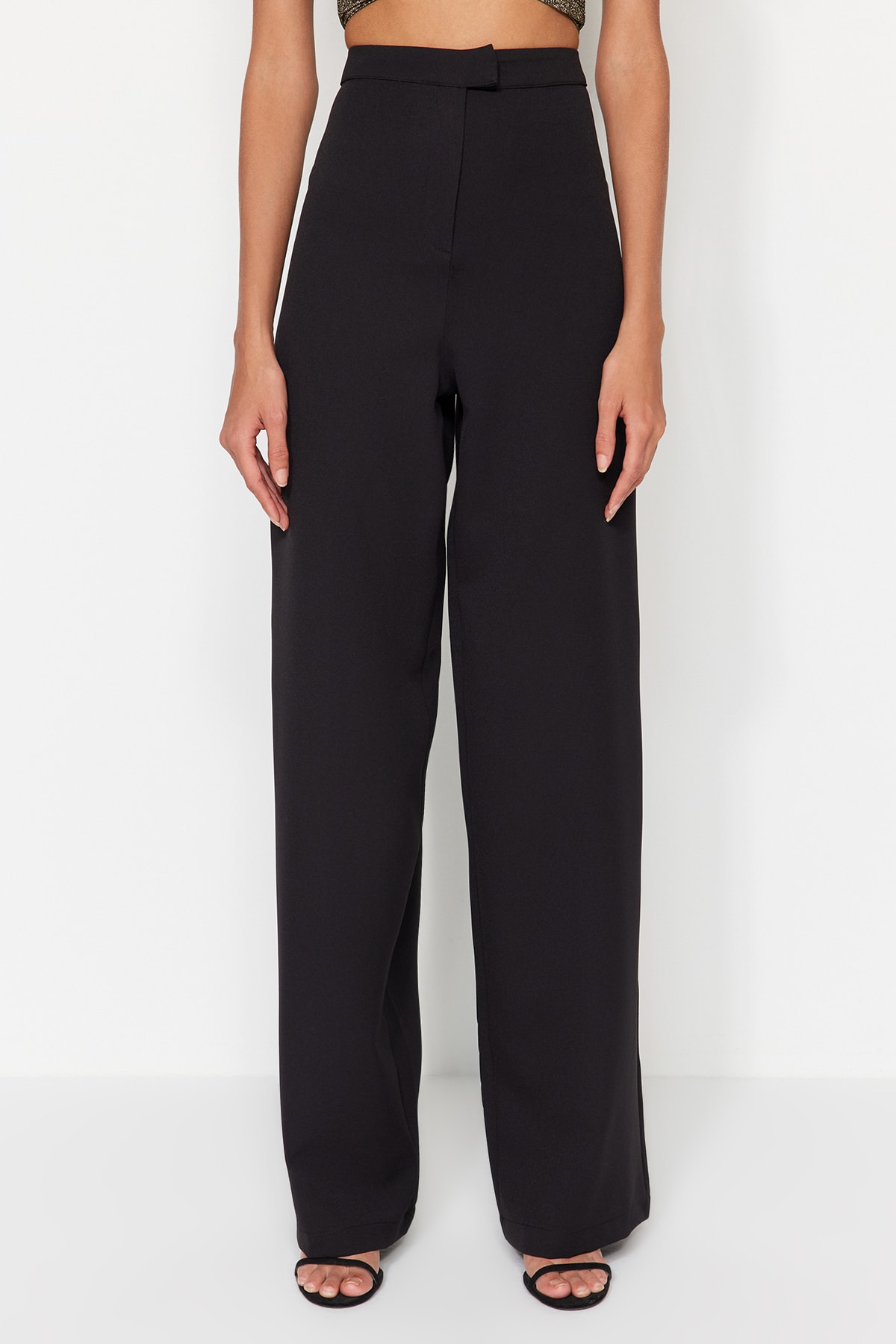 Pantaloni țesute Trendyol Black