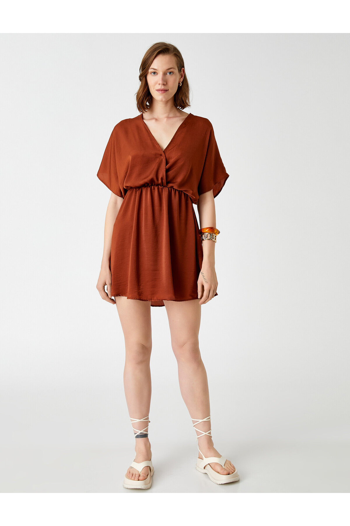 Rochie mini Koton V-Neck cu mânecă scurtă