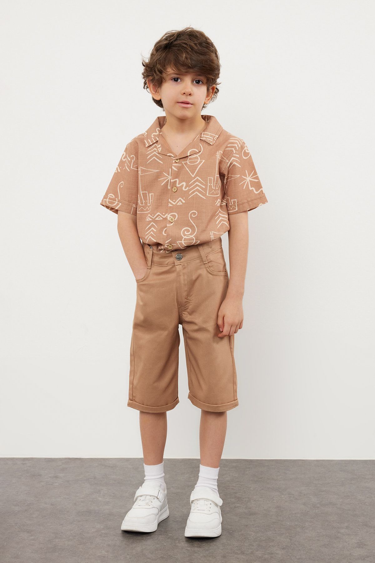 Trendyol Brick Boy Patterned Shirt-Shorts Woven Bottom-Top Set