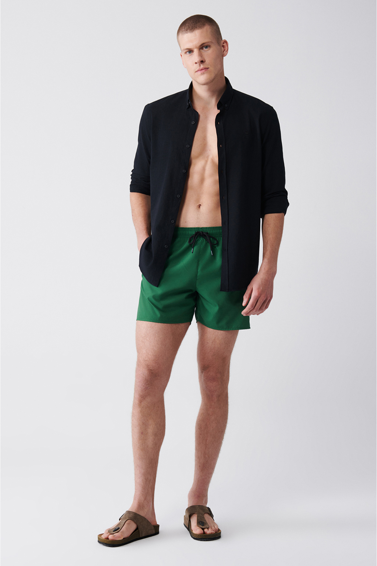 Levně Avva Men's Green Quick Dry Standard Size Plain Swimwear Marine Shorts