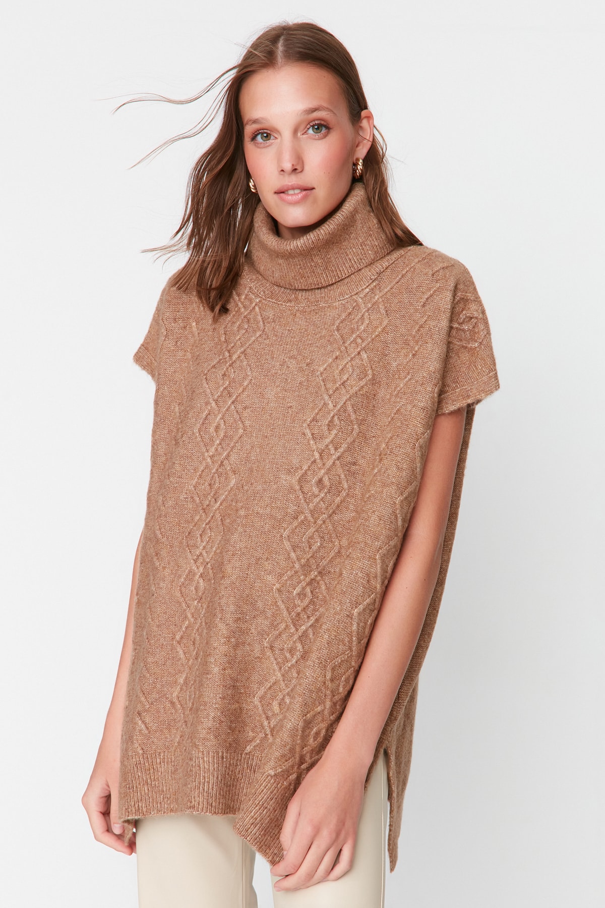 Trendyol Sweater Vest - Brown - Regular fit