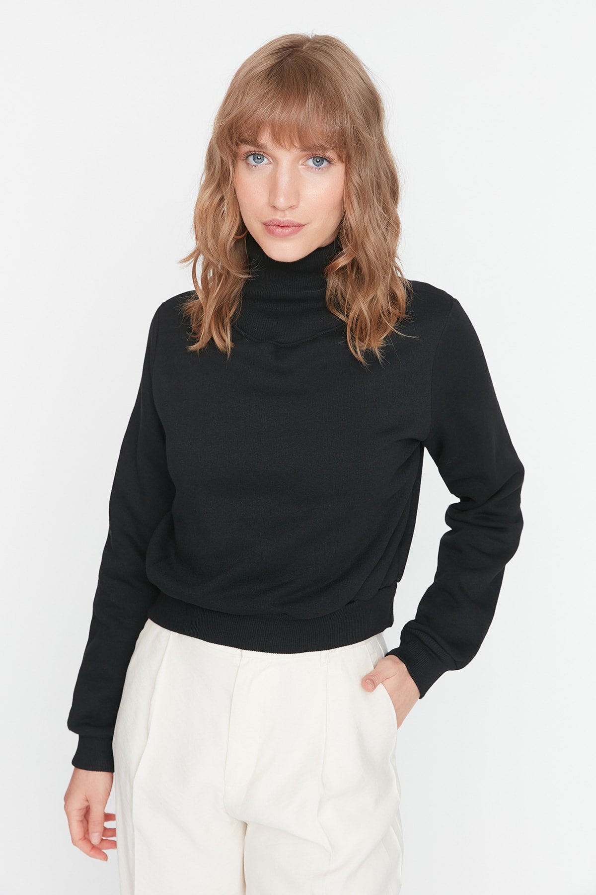 Trendyol Black Stand-up Collar Basic Knitted Sweatshirt with Fleece Fleece