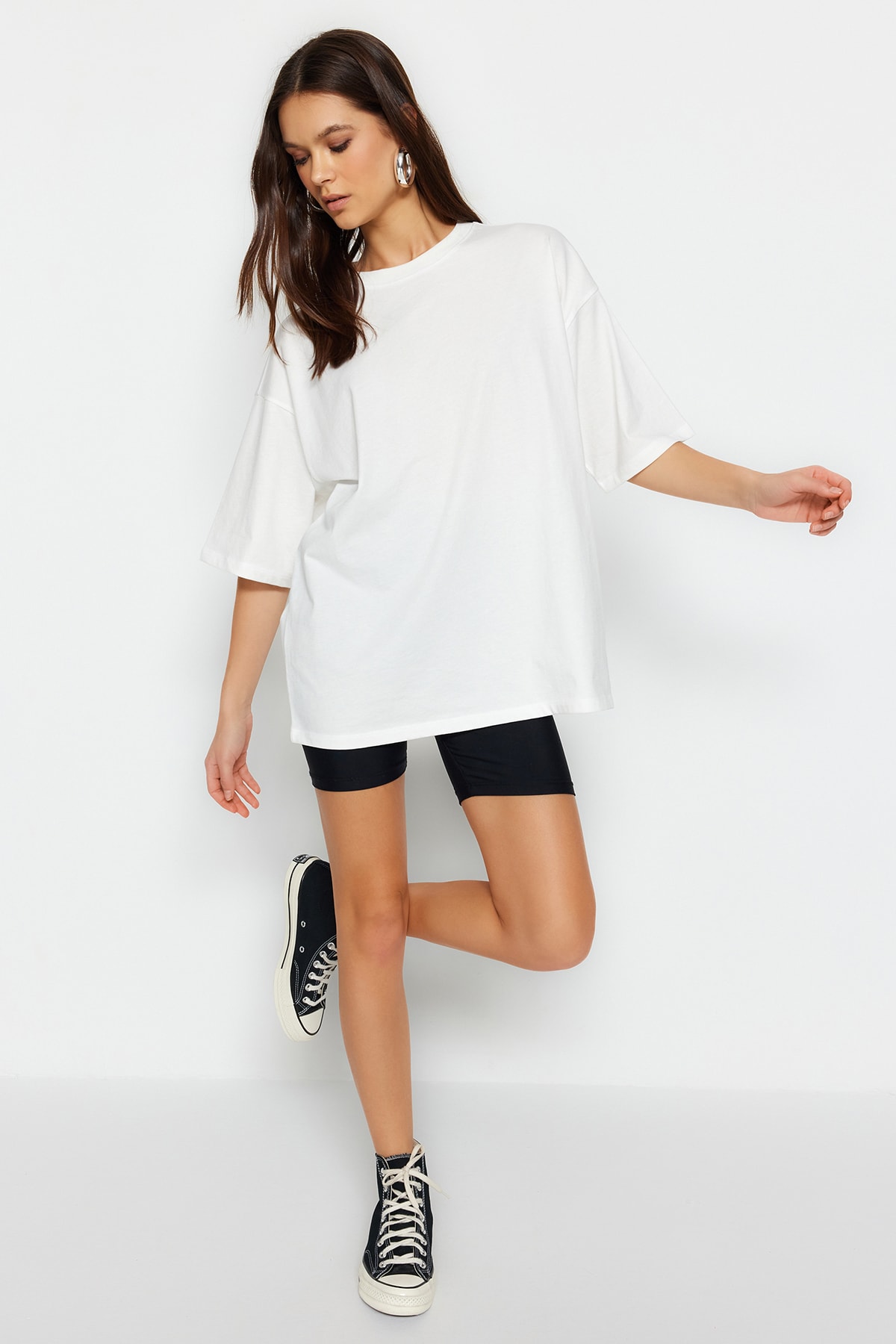Trendyol Ecru 100% Cotton Premium Oversize/Wide Fit Crew Neck Knitted T-Shirt