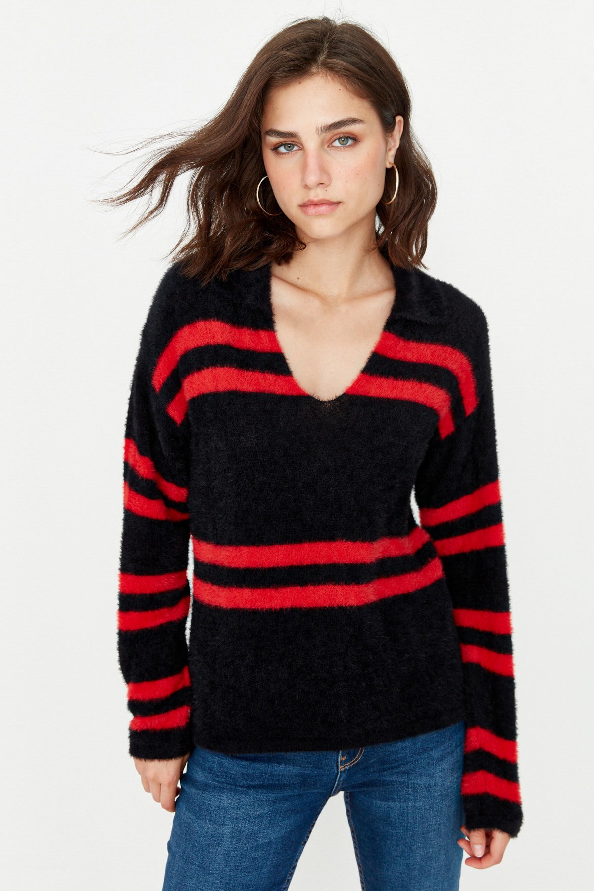 Trendyol Sweater - Black - Regular fit