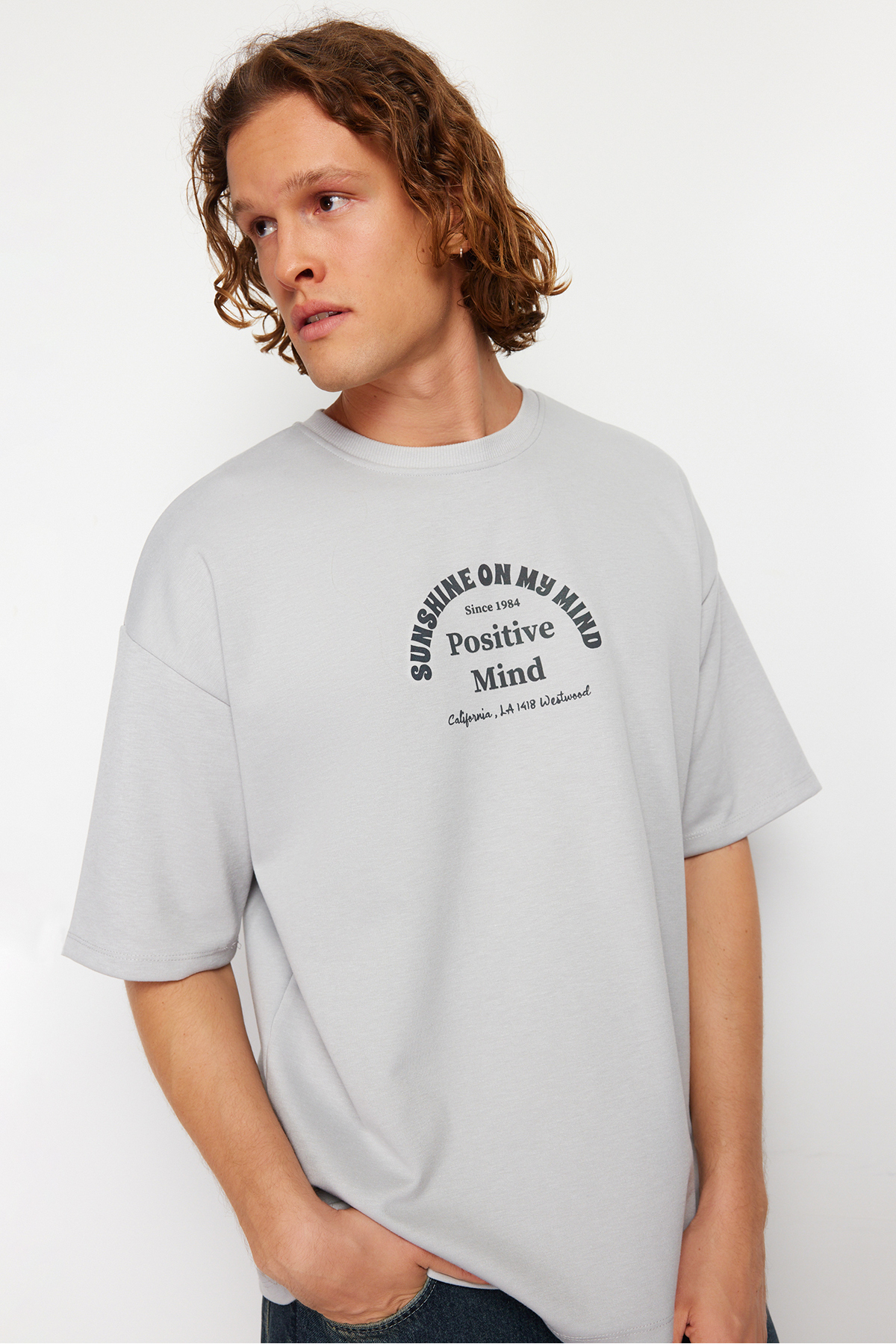 Trendyol Gray Oversize / Wide Cut Text Printed Thick T-Shirt