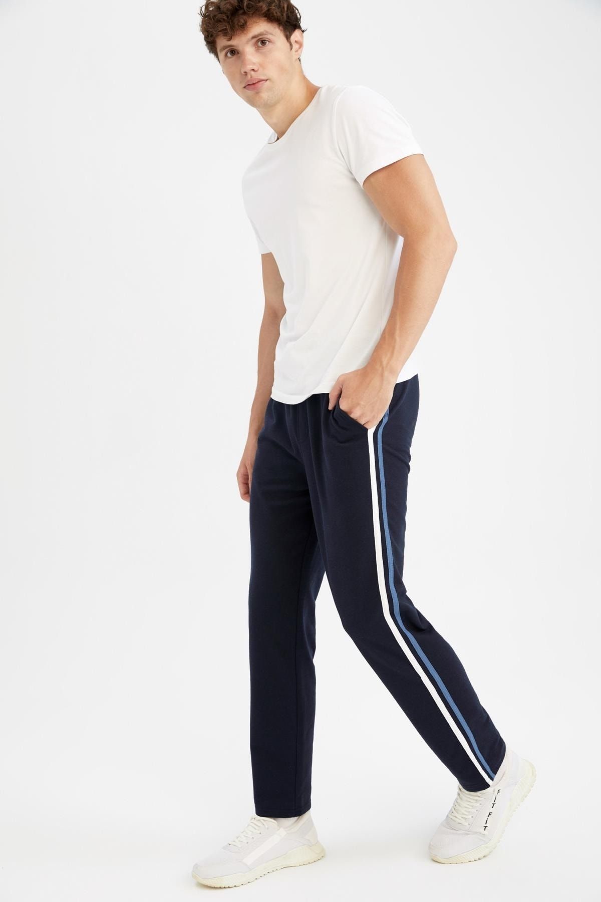 DEFACTO Regular Fit Bottom