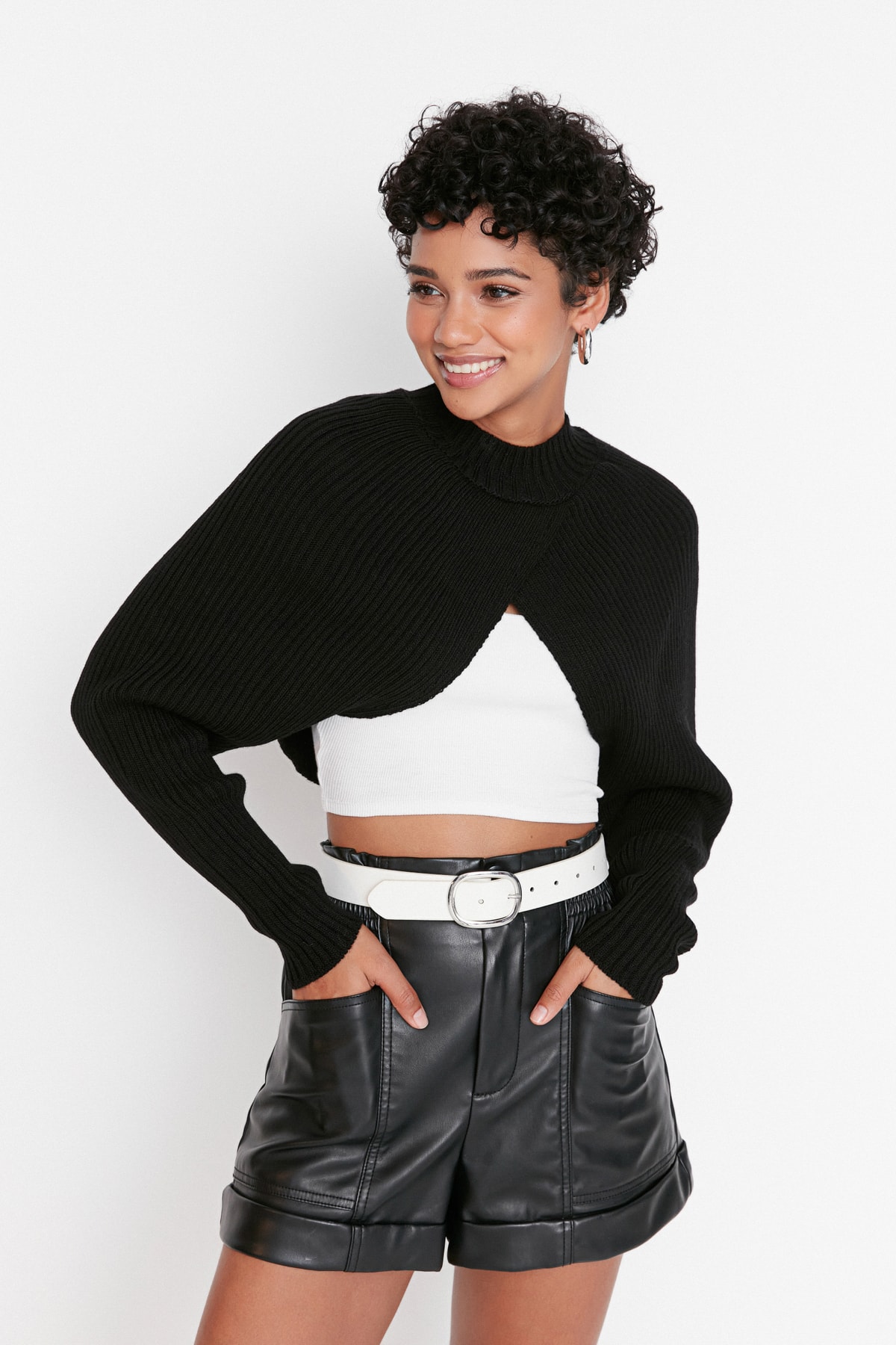 Trendyol Black Crop Knitwear Sweater