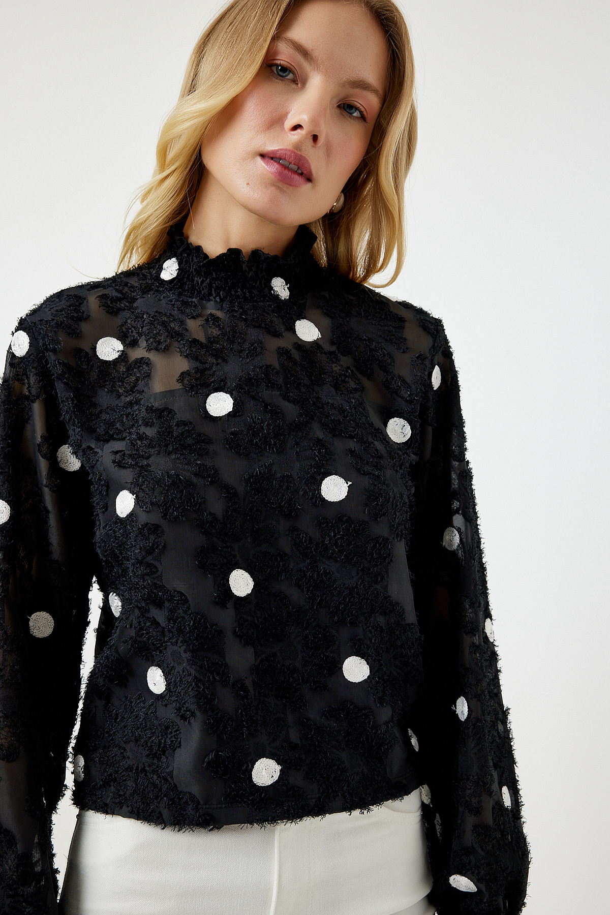 Happiness İstanbul Women's Black Marked Polka Dot Woven Blouse