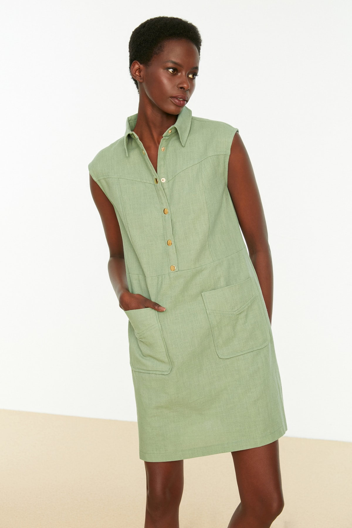 Rochie țesută Trendyol Mint Wide Cut cu nasturi mini țesute