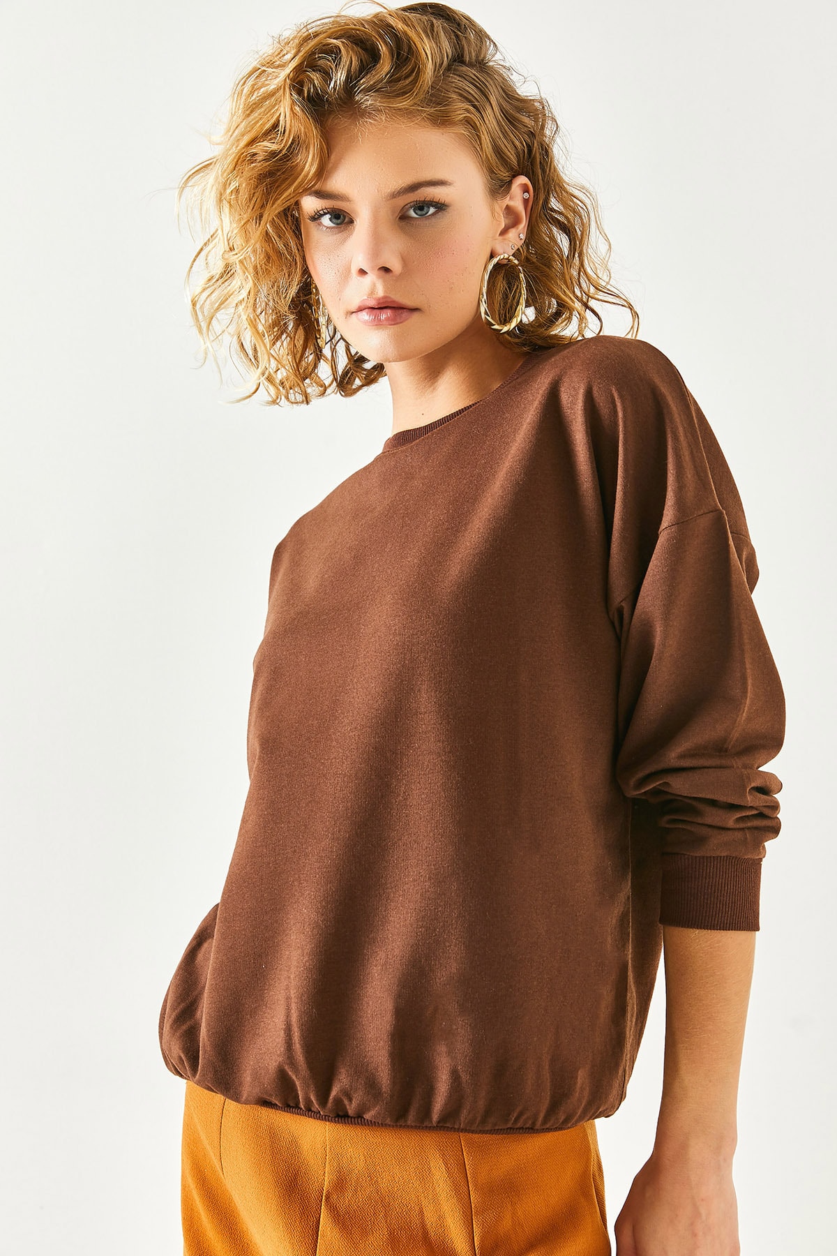 Levně Olalook Women's Plain Dark Brown Basic Soft Textured Loose Sweatshirt