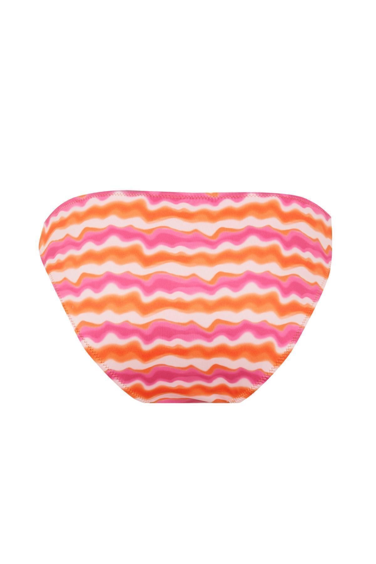 DEFACTO Fall In Love Regular Fit Patterned Bikini Bottom