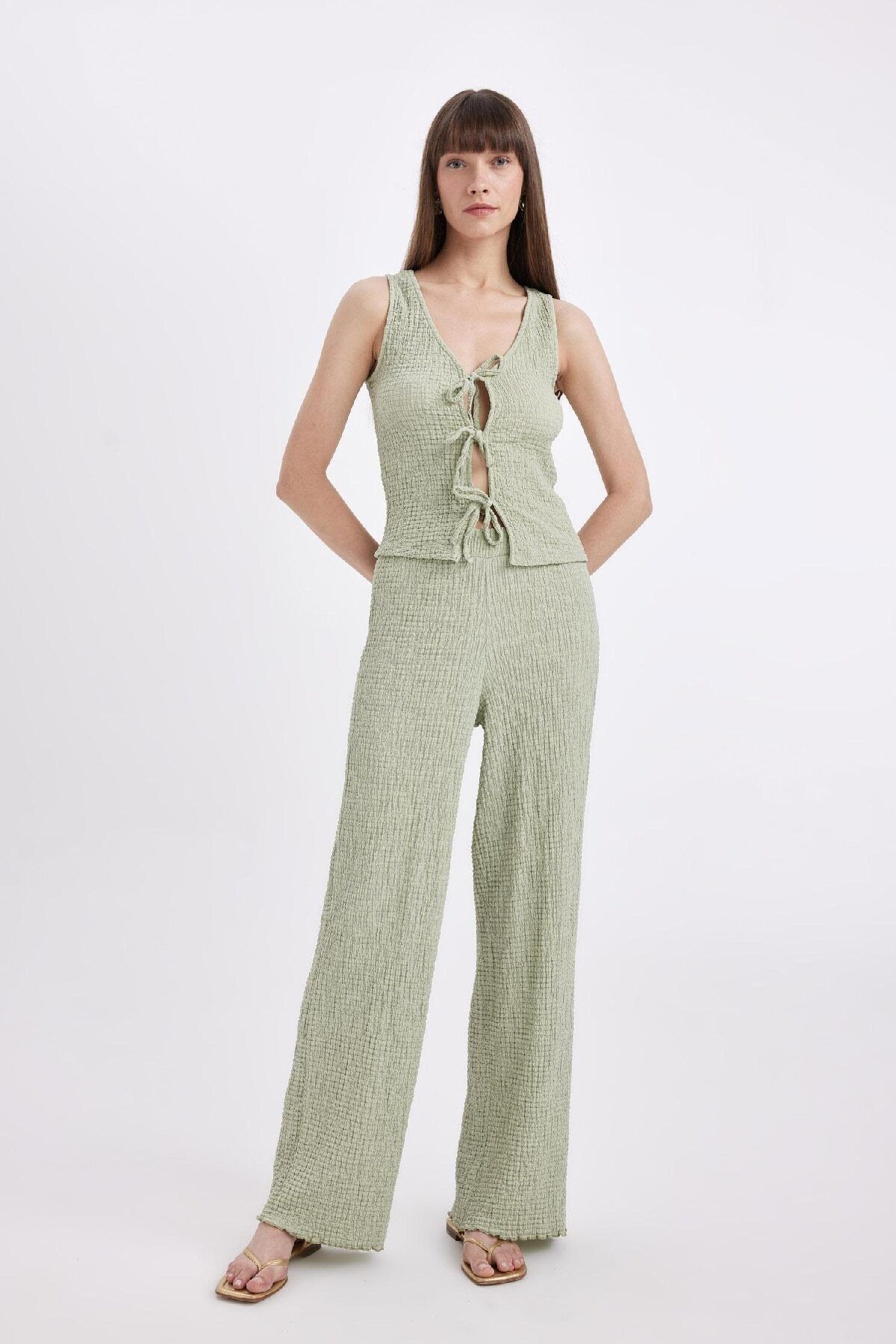 DEFACTO Wide Leg Wrinkled Trousers