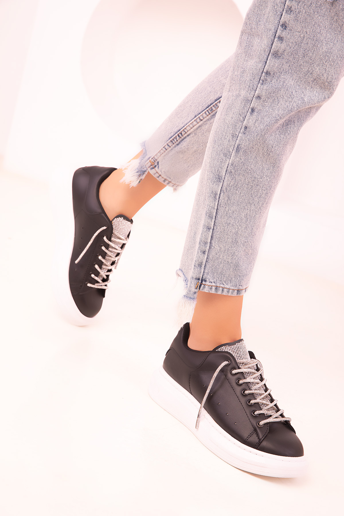 Adidași Soho Black pentru femei 18365