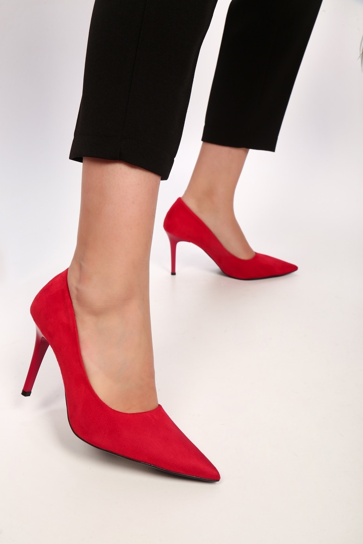 Levně Shoeberry Women's Red Suede Classic Heeled Stilettos