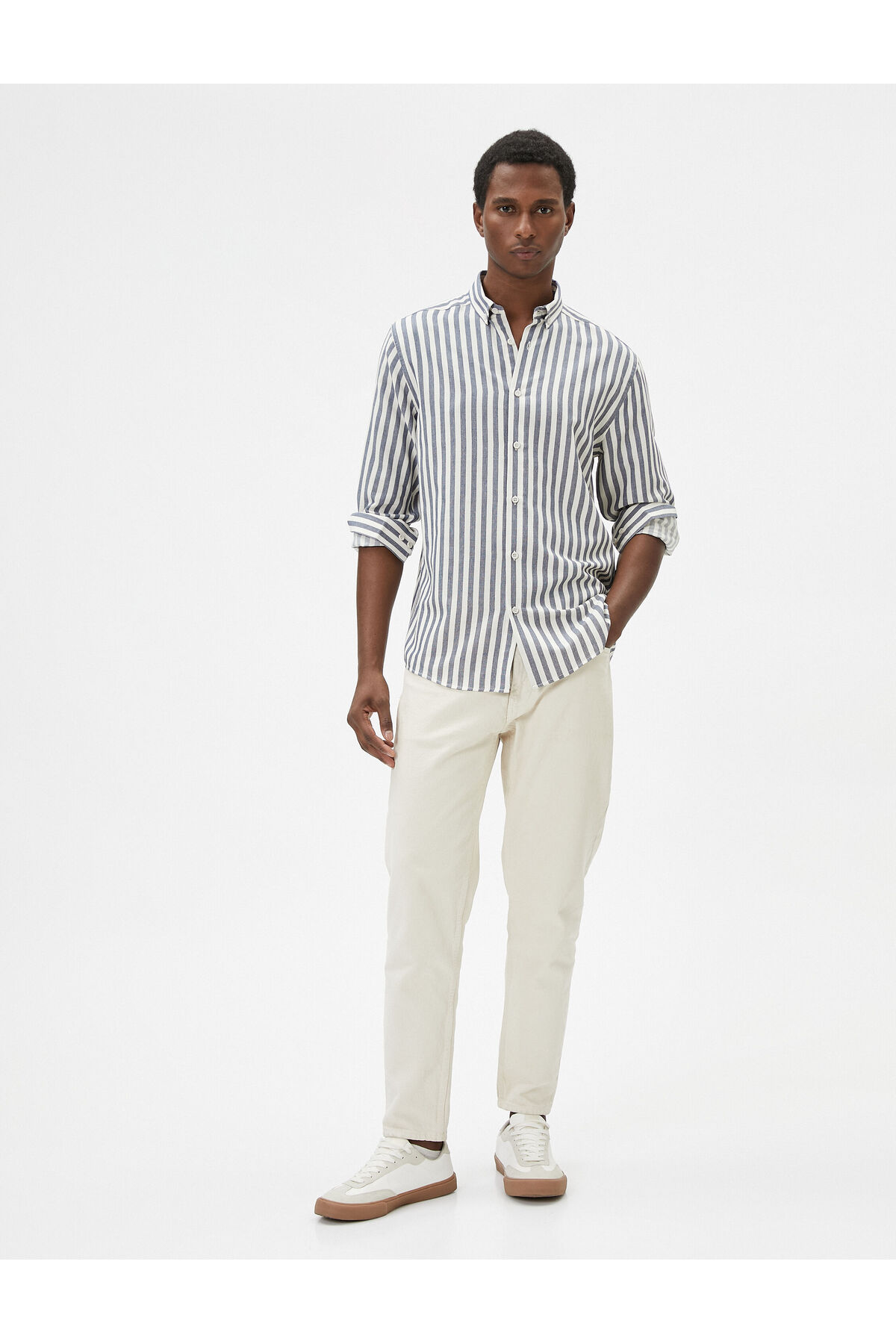 Levně Koton Slim Fit Shirt Classic Collar Buttoned Long Sleeve