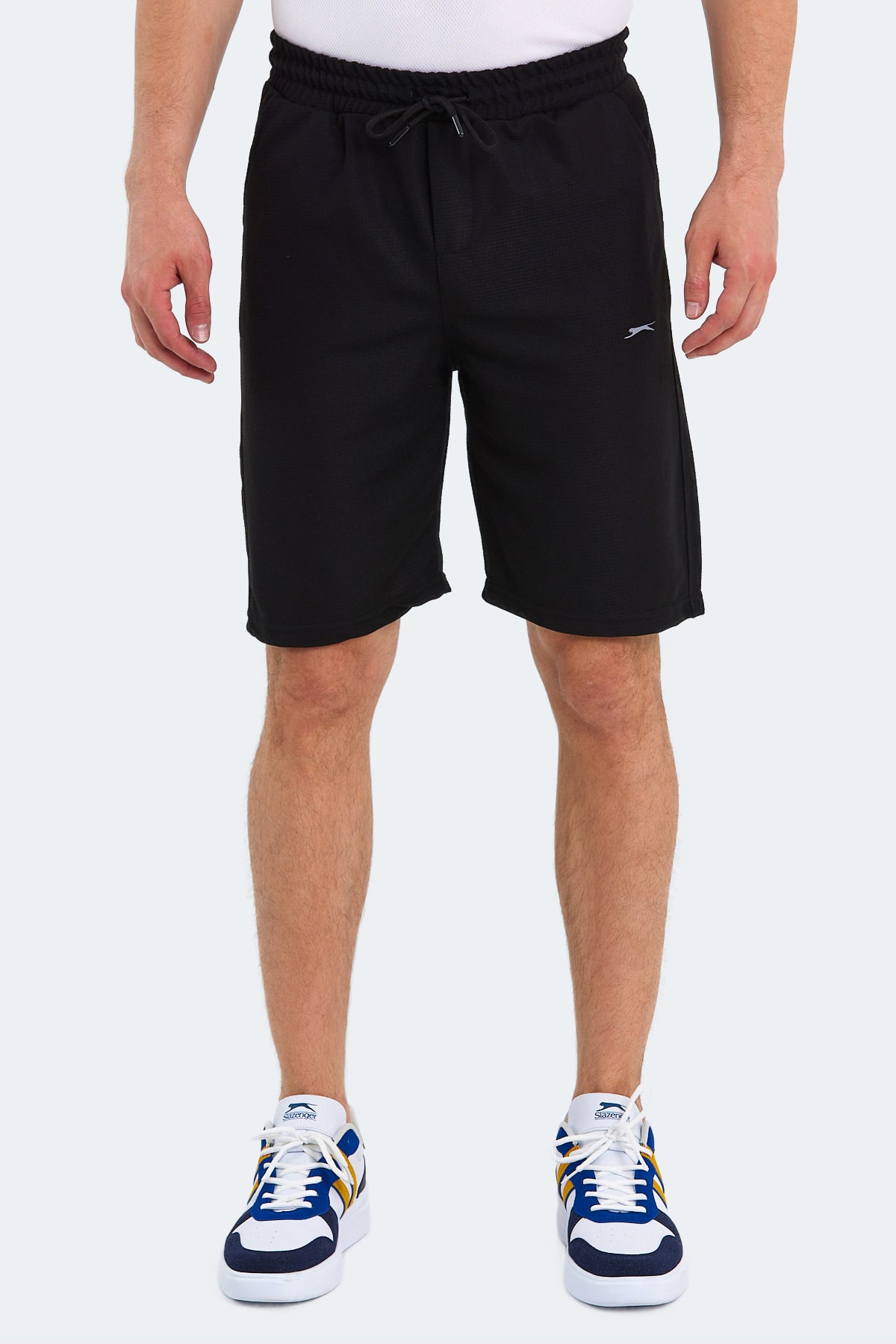 Levně Slazenger Osborn Men's Shorts Black